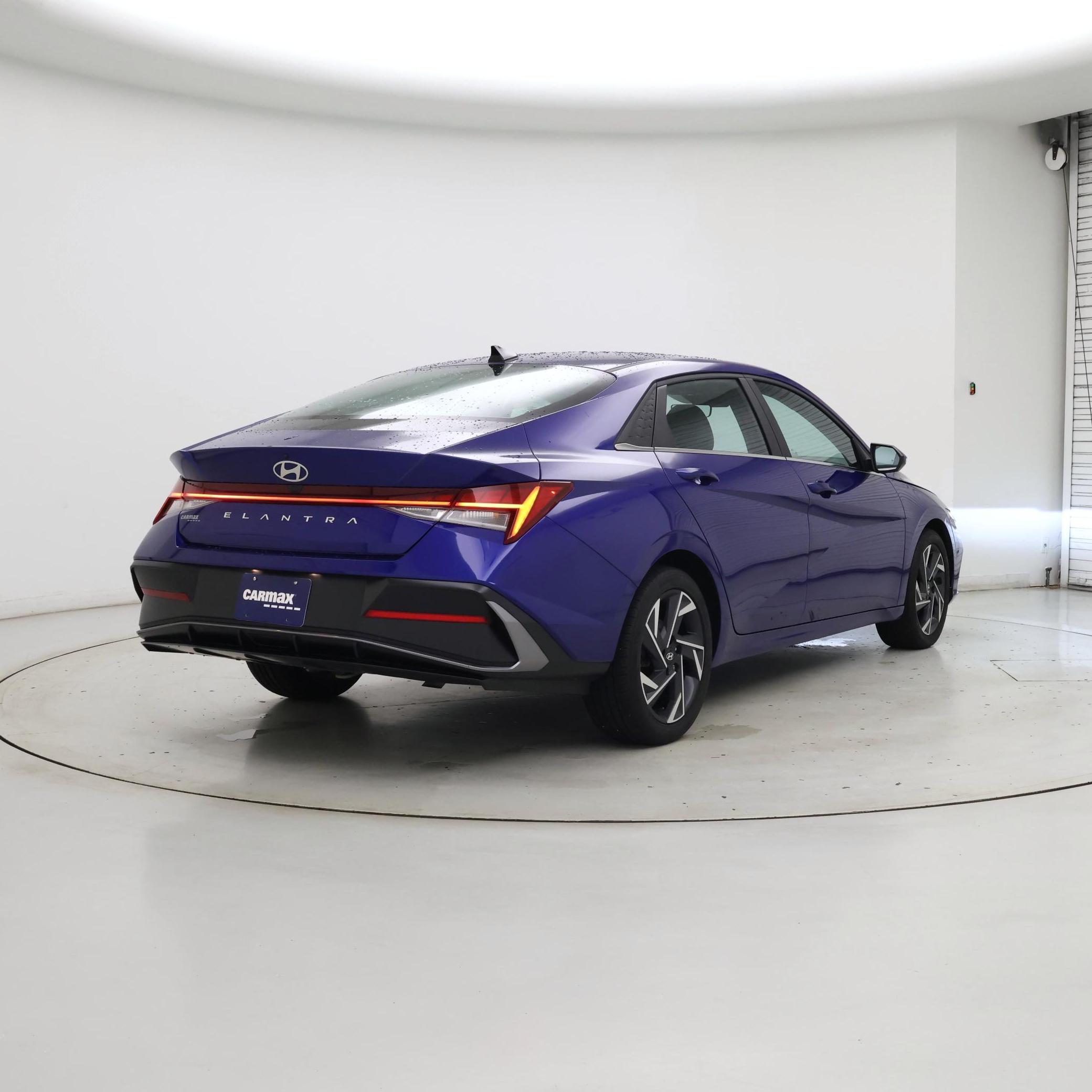 Thumbnail: 2024 Hyundai Elantra - 8