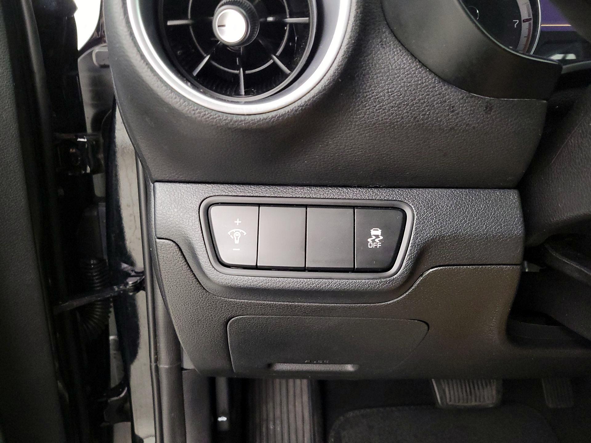 Thumbnail: 2023 Kia Forte - 13