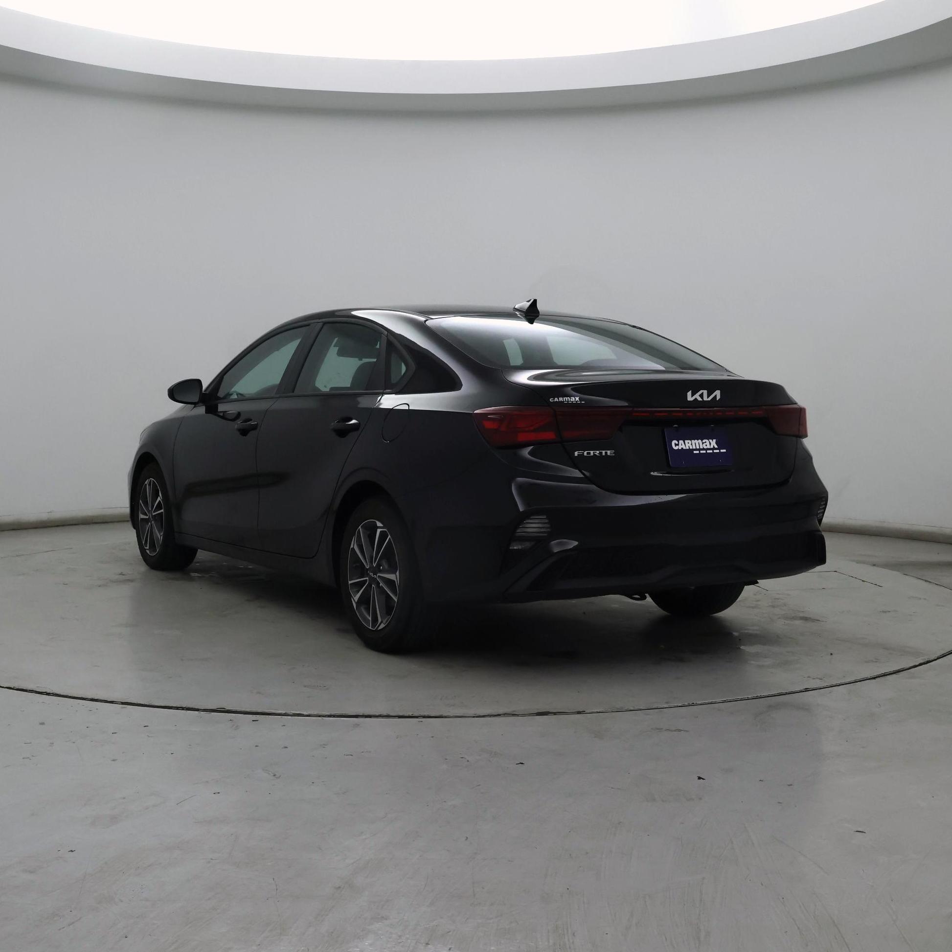 Thumbnail: 2023 Kia Forte - 2