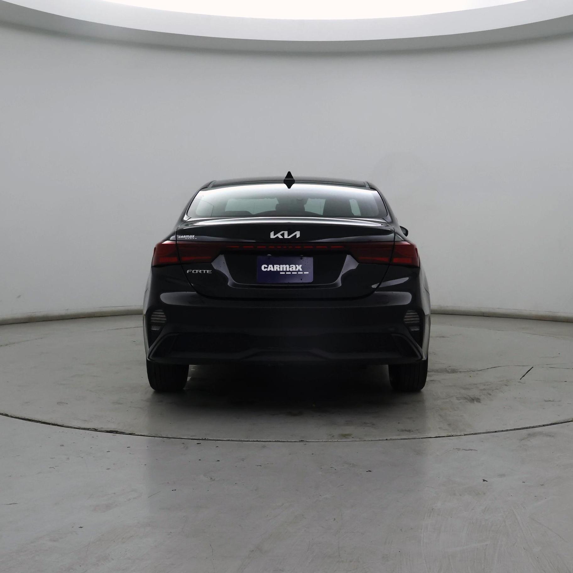 Thumbnail: 2023 Kia Forte - 6