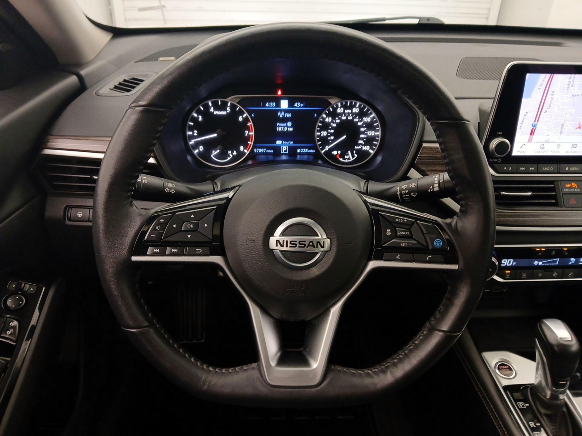 Thumbnail: 2021 Nissan Altima - 10