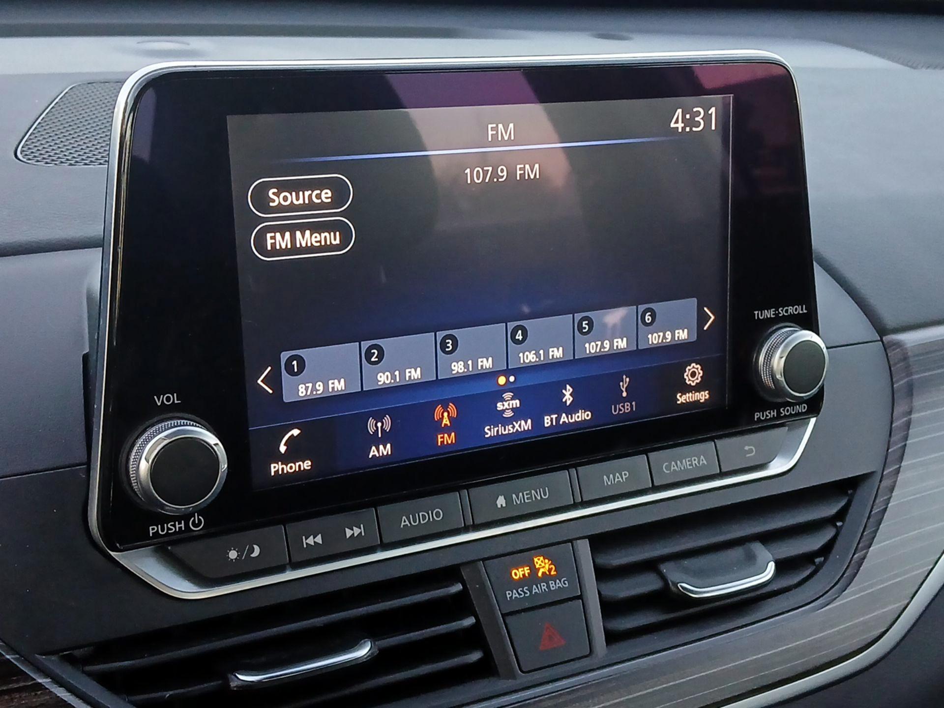 Thumbnail: 2021 Nissan Altima - 16