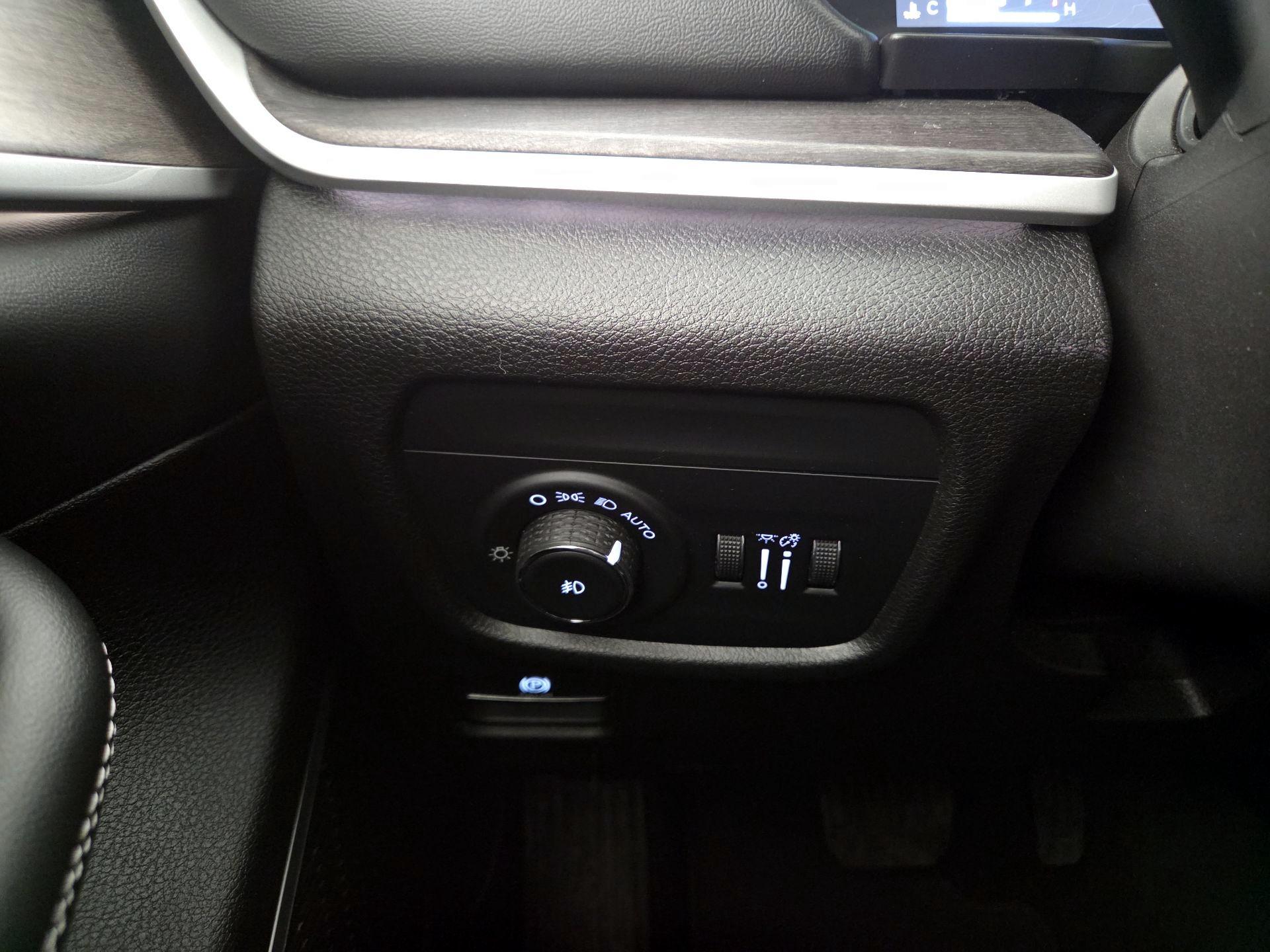 Thumbnail: 2022 Jeep Grand Cherokee L - 13