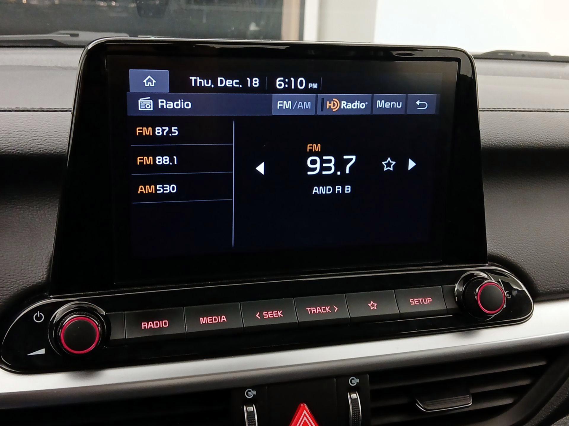 Thumbnail: 2023 Kia Forte - 15