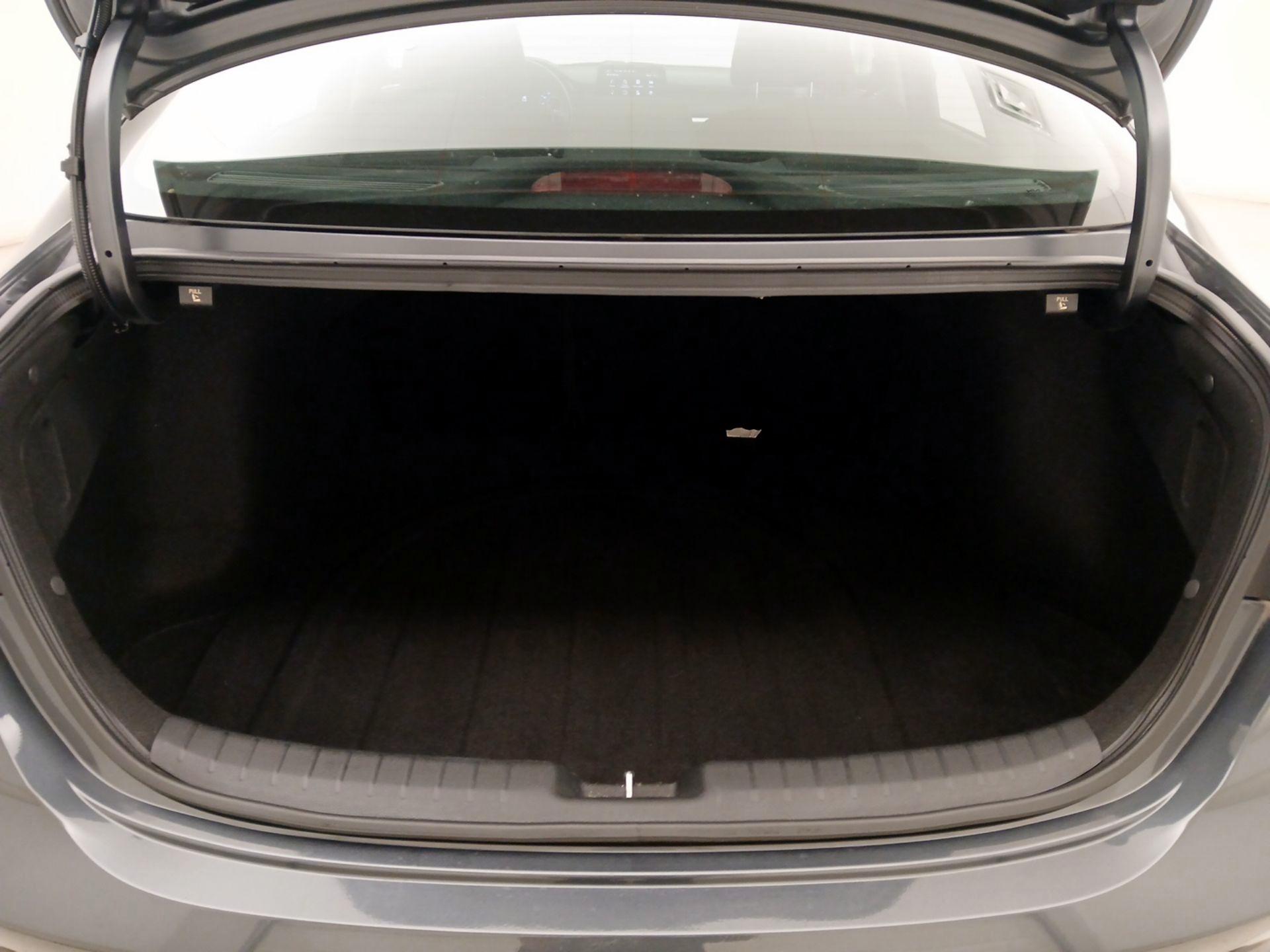 Thumbnail: 2023 Kia Forte - 20