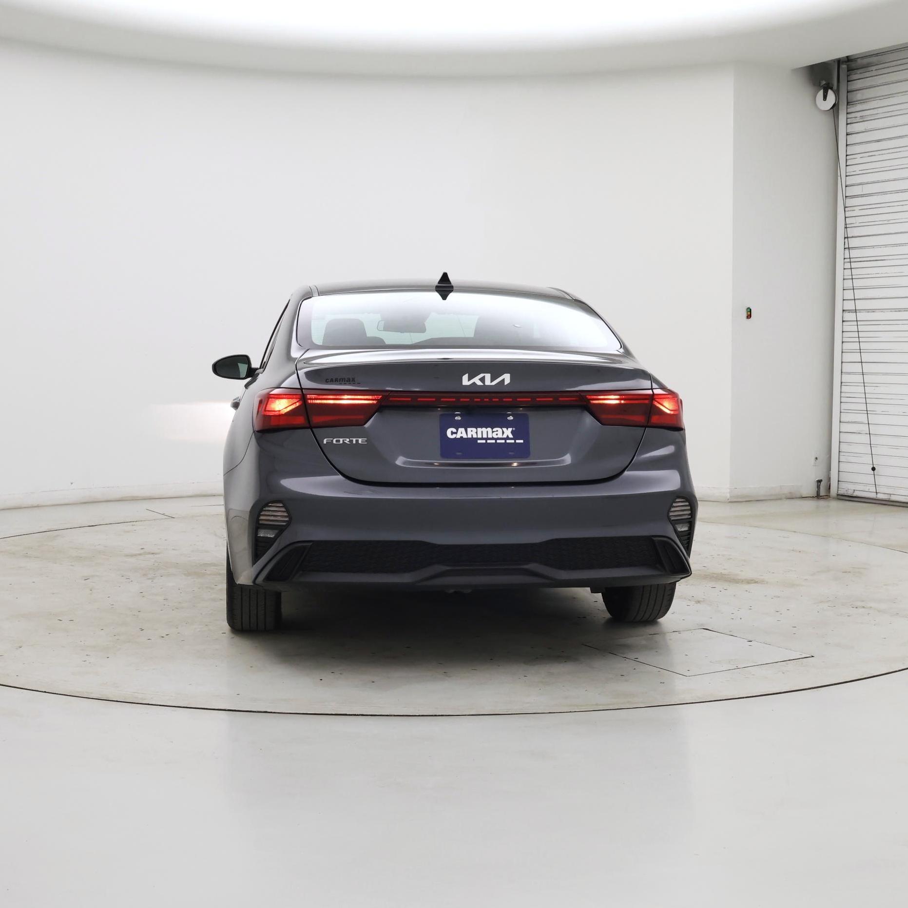 Thumbnail: 2023 Kia Forte - 6