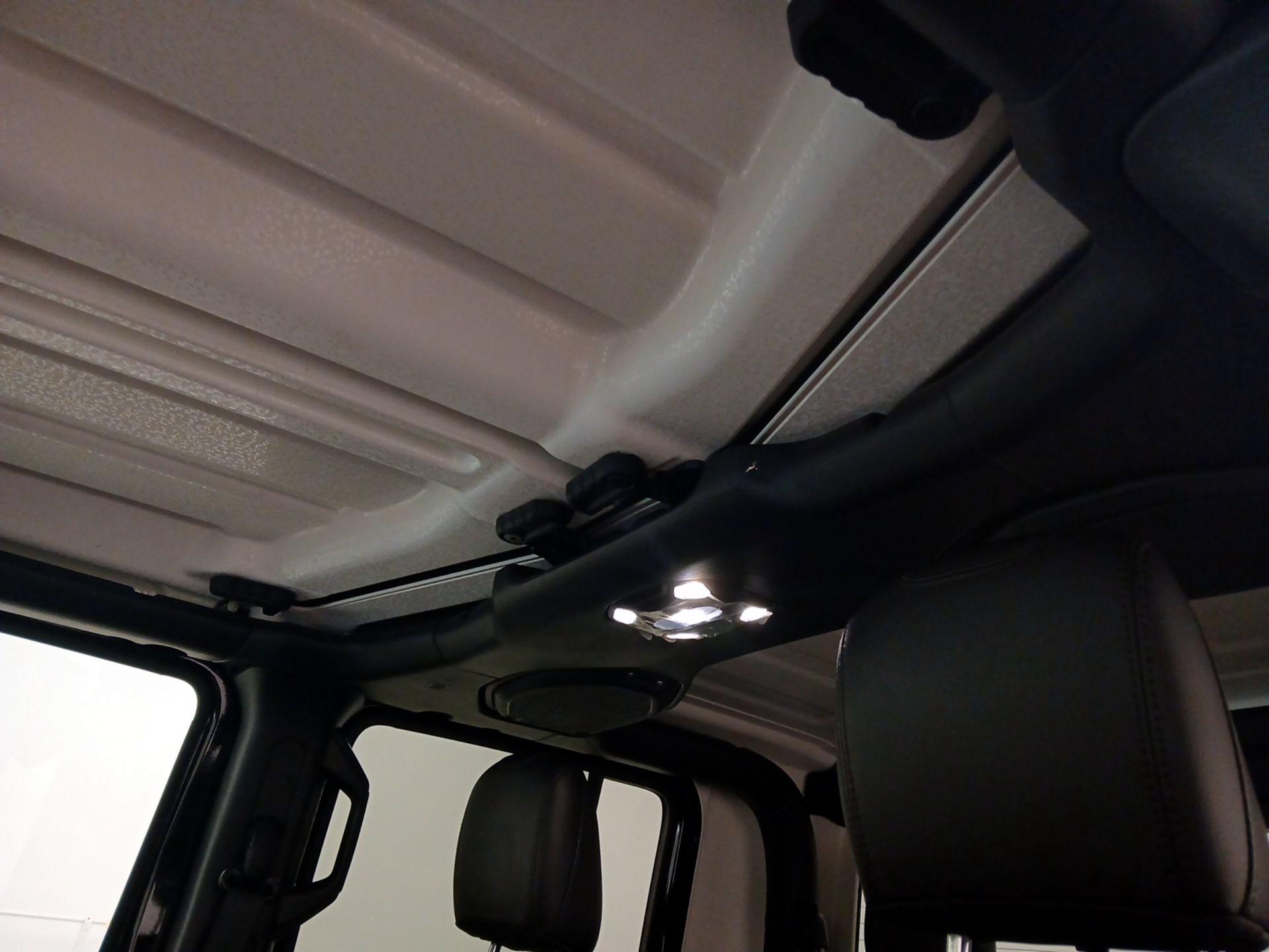 Thumbnail: 2021 Jeep Gladiator - 19