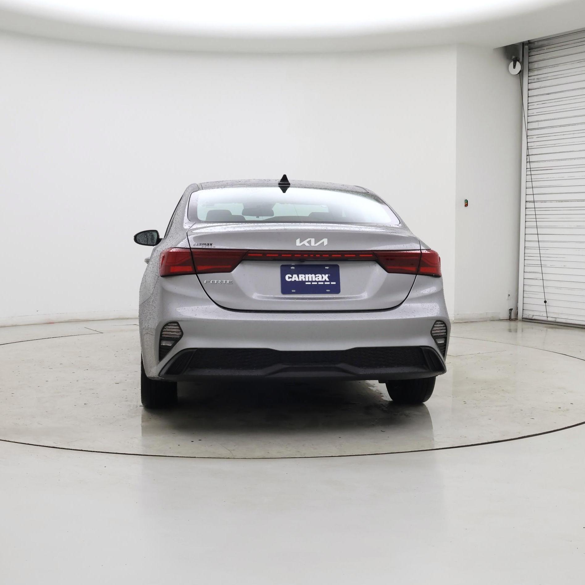 Thumbnail: 2023 Kia Forte - 6