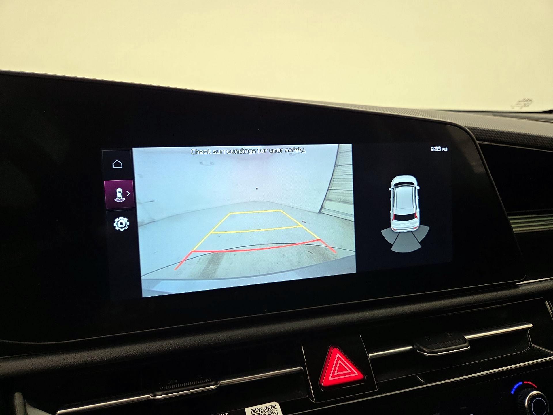 Thumbnail: 2023 Kia Niro - 15