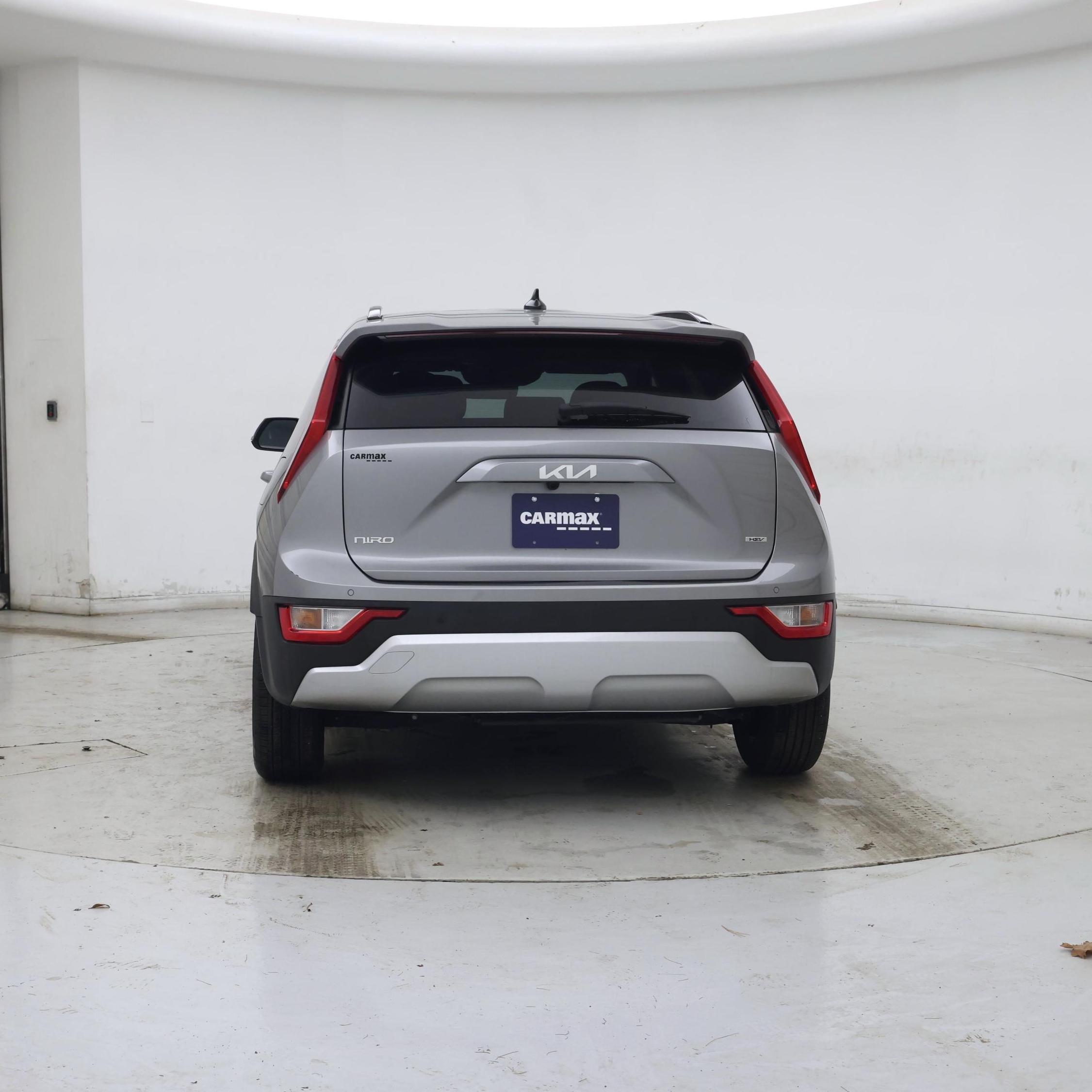 Thumbnail: 2023 Kia Niro - 6