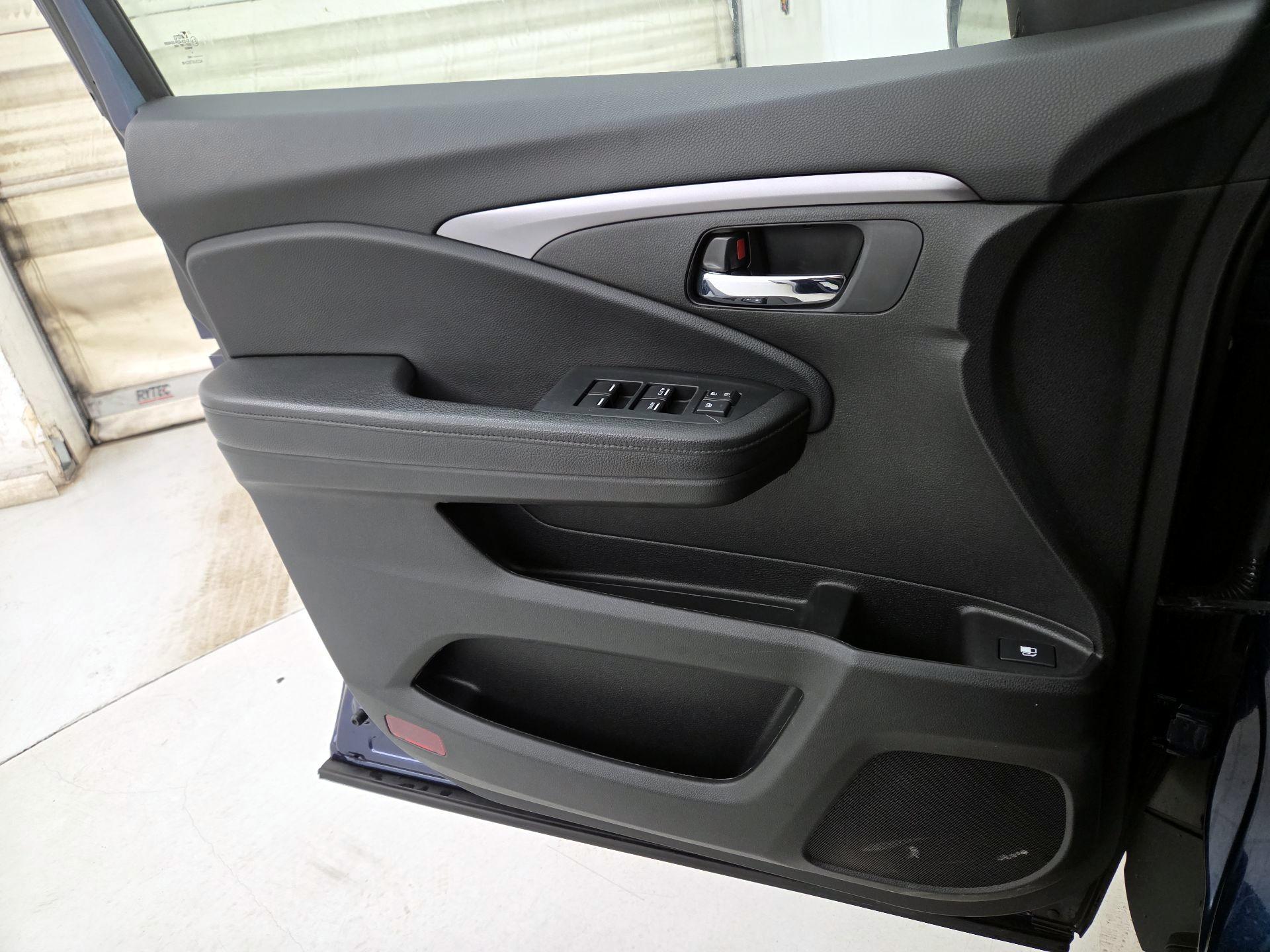 Thumbnail: 2022 Honda Pilot - 12