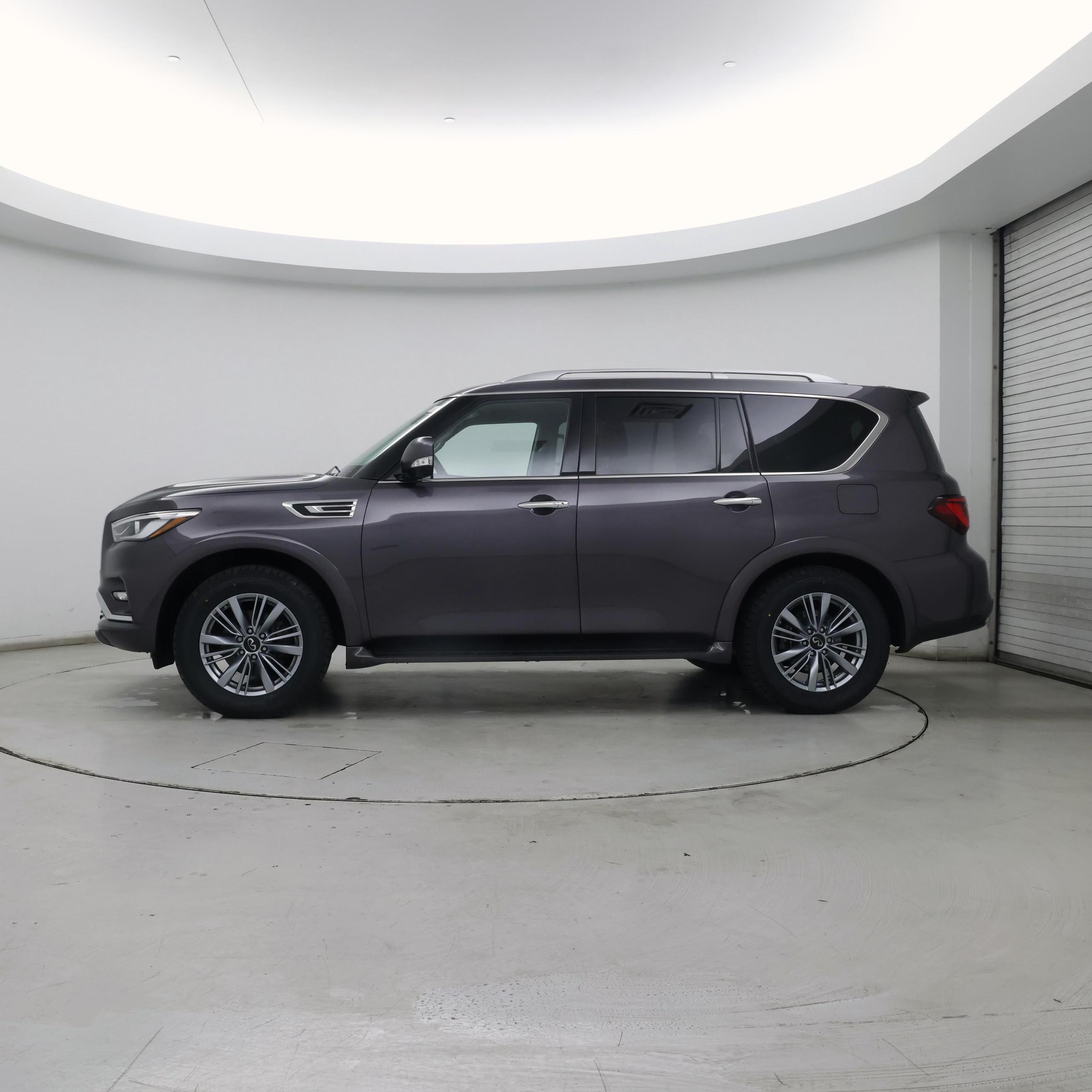 Thumbnail: 2022 INFINITI QX80 - 3