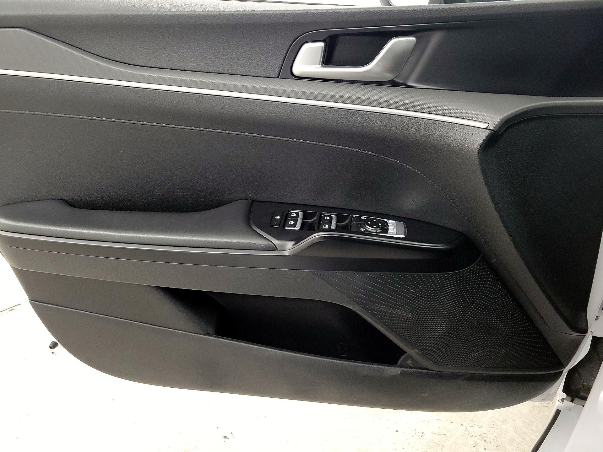 Thumbnail: 2021 Kia K5 - 12