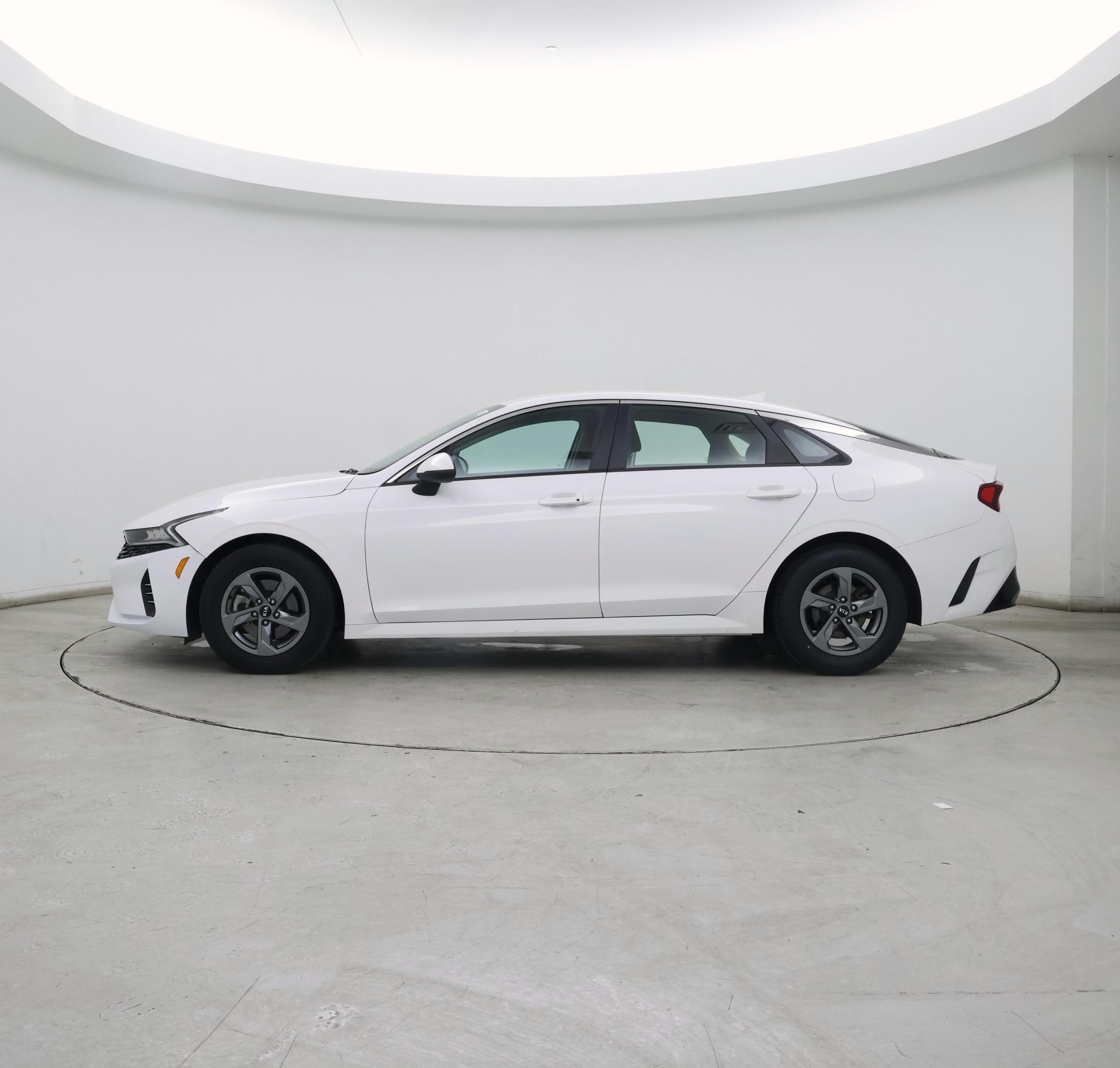 Thumbnail: 2021 Kia K5 - 3