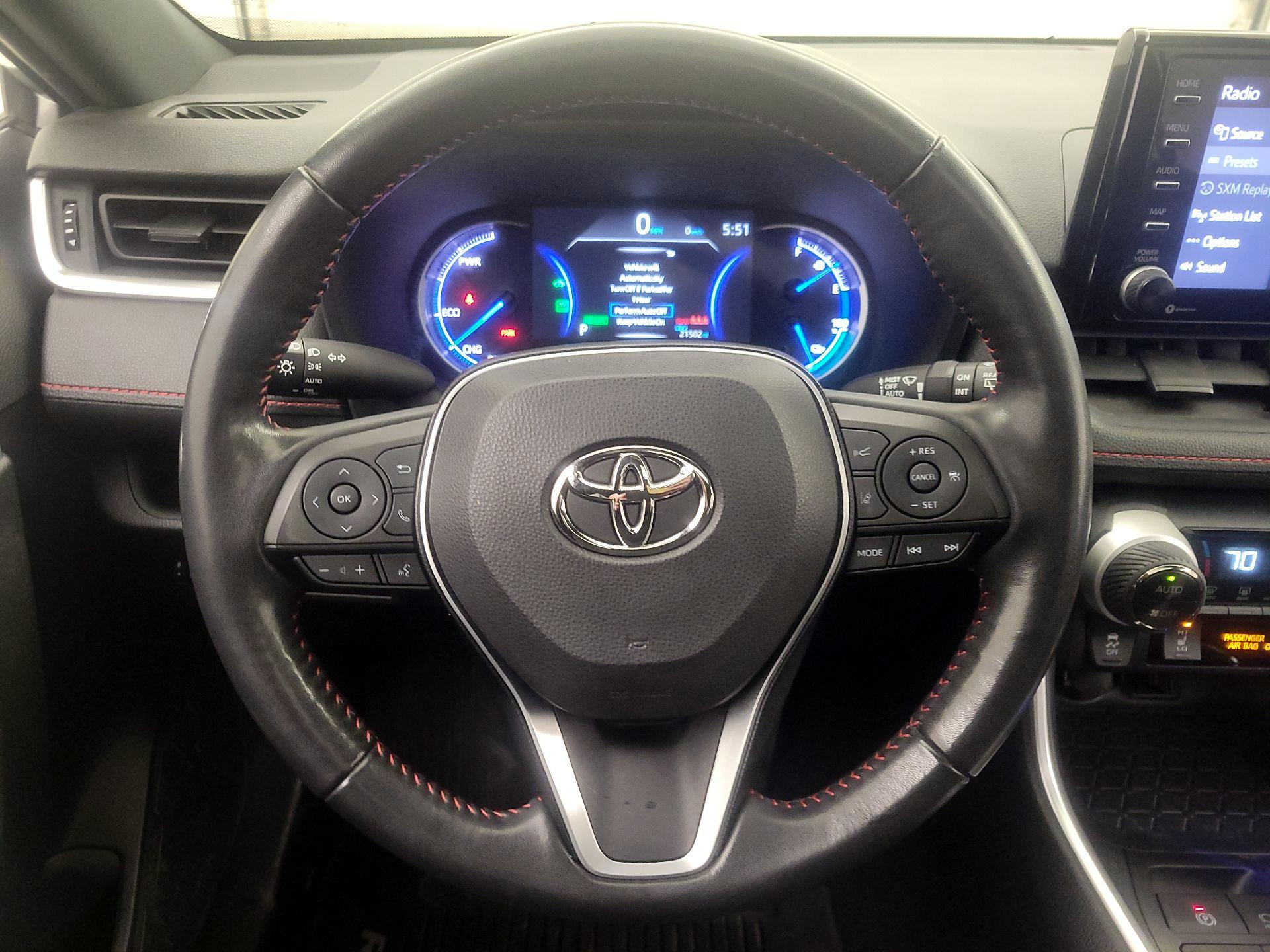 Thumbnail: 2022 Toyota RAV4 - 10