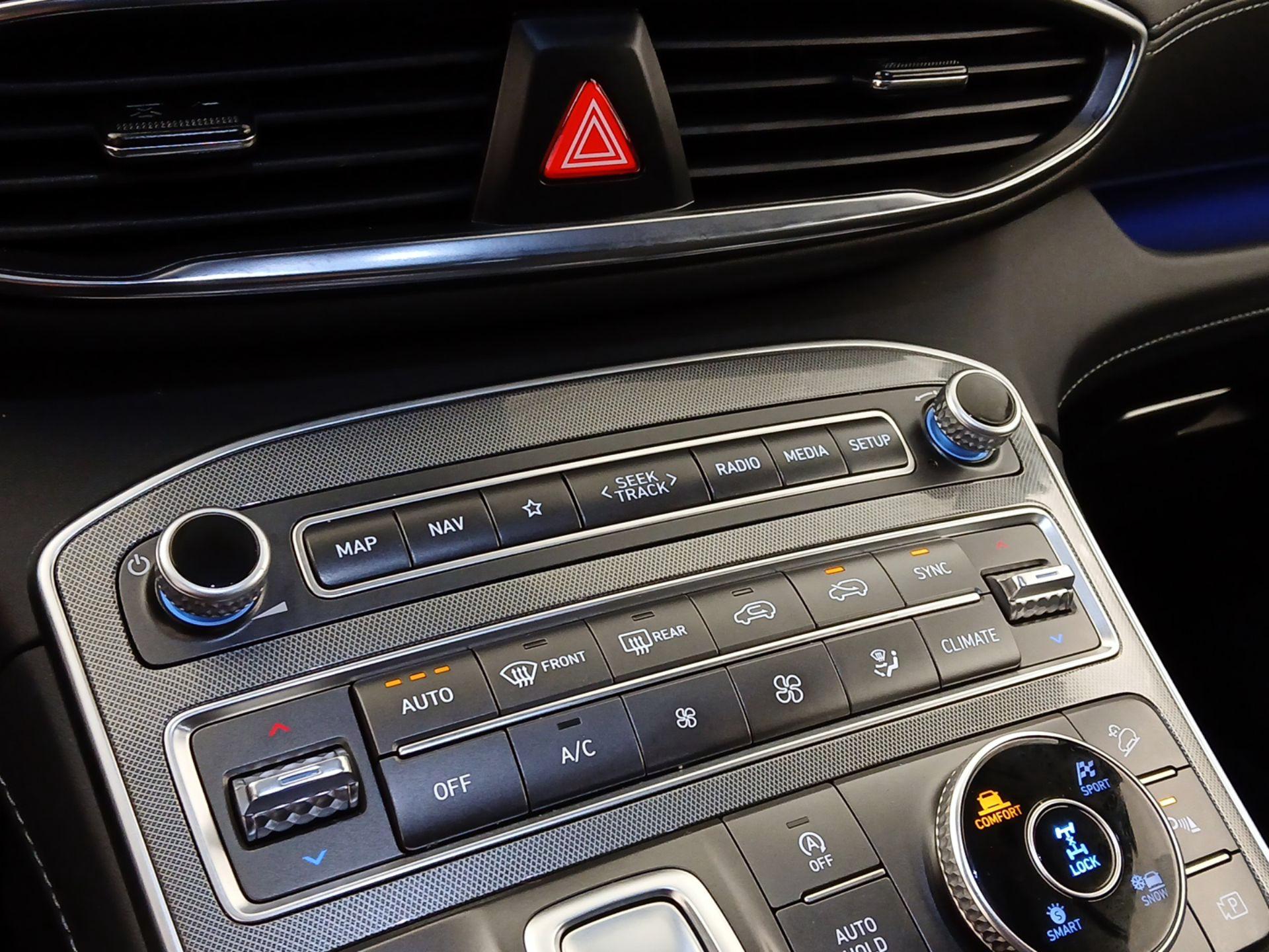 Thumbnail: 2023 Hyundai Santa Fe - 17