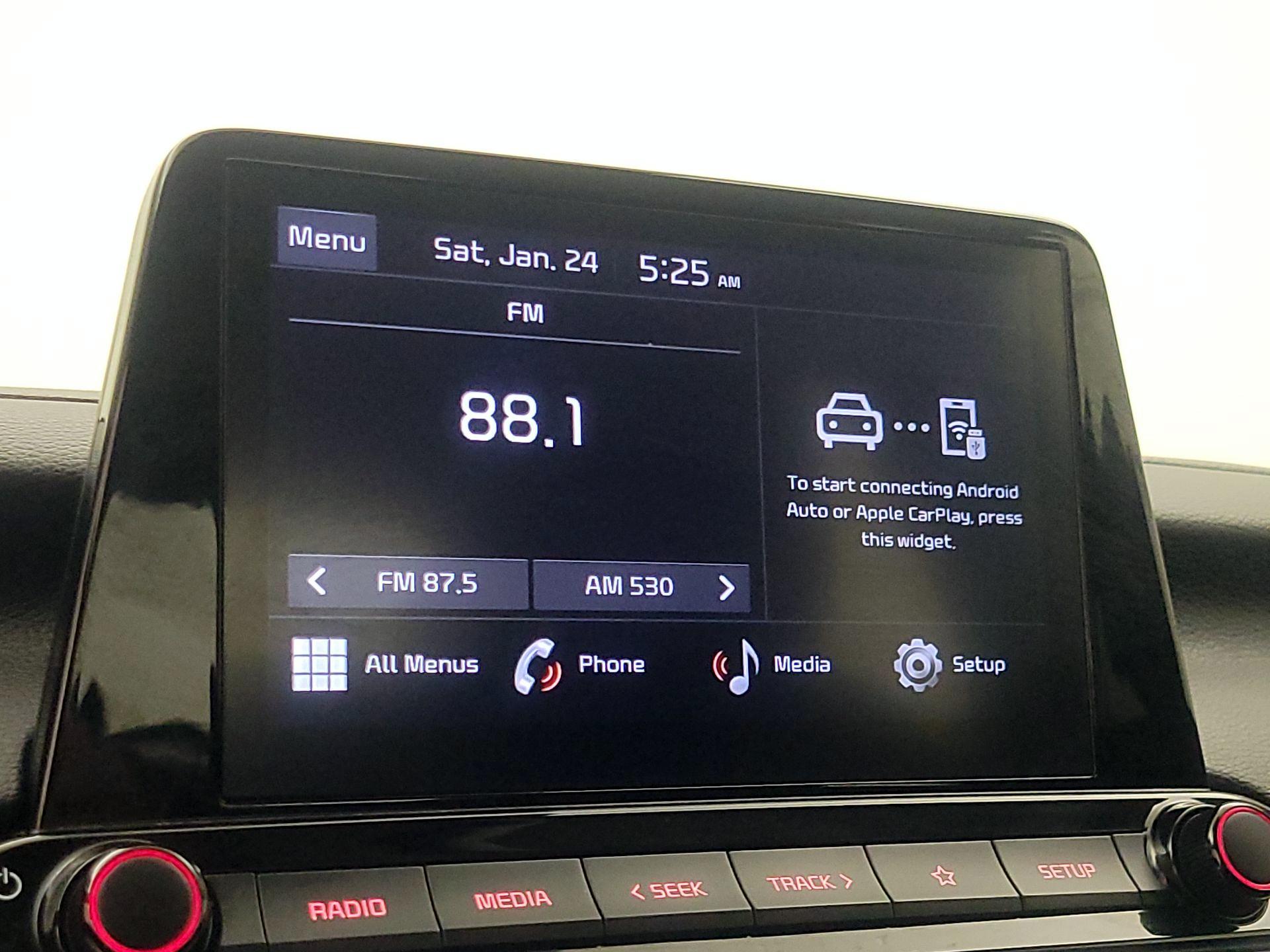 Thumbnail: 2023 Kia Forte - 15