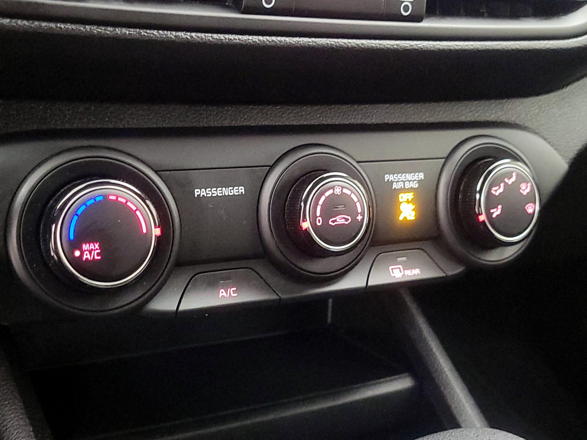 Thumbnail: 2023 Kia Forte - 16