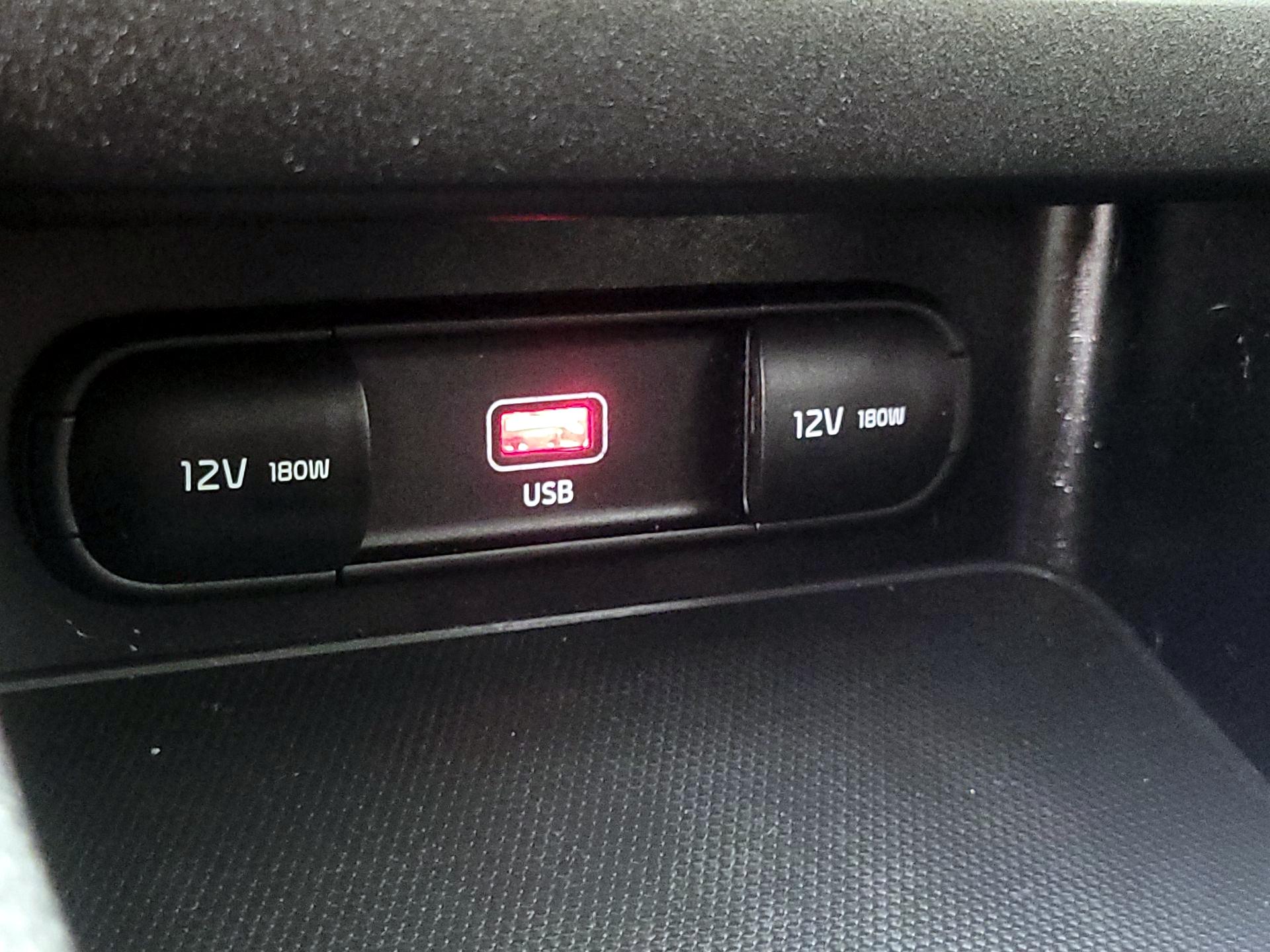 Thumbnail: 2023 Kia Forte - 18