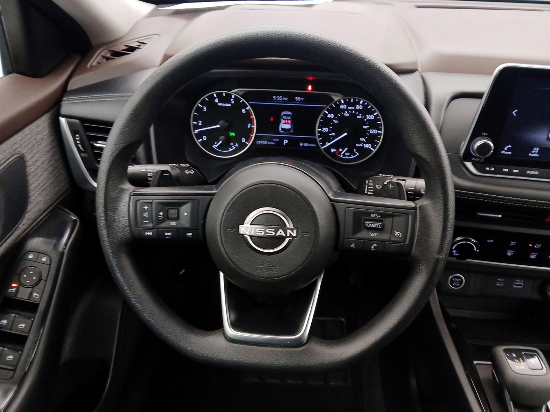 Thumbnail: 2023 Nissan Rogue - 10