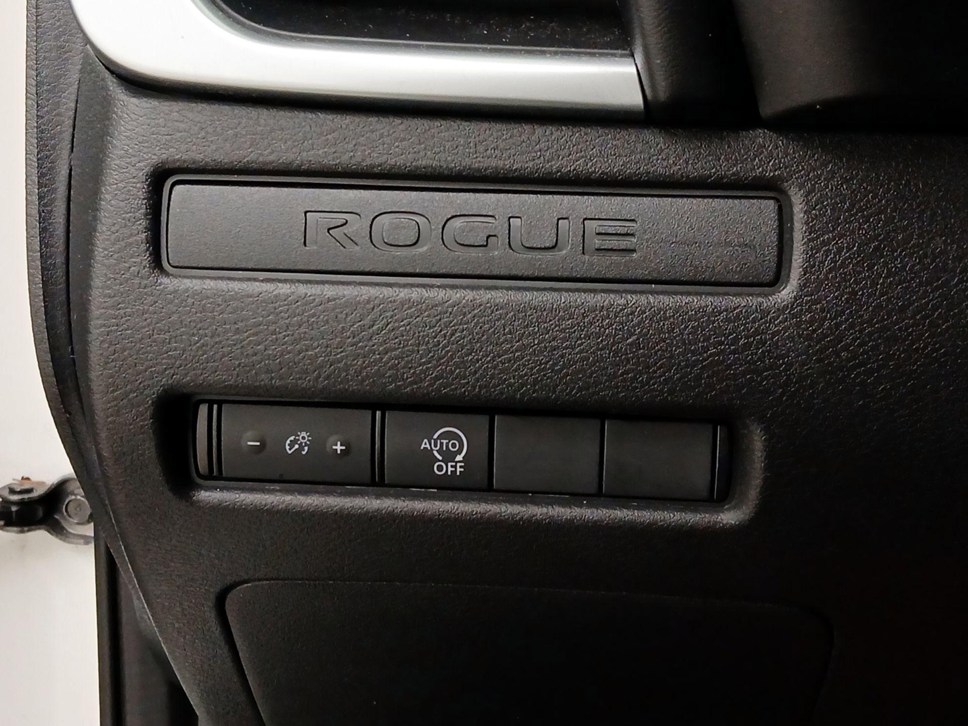 Thumbnail: 2023 Nissan Rogue - 13