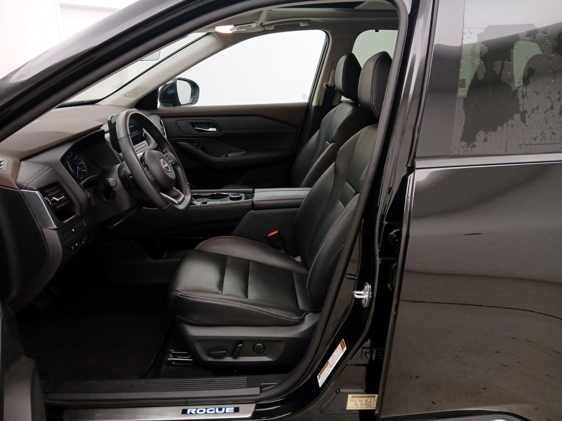 Thumbnail: 2023 Nissan Rogue - 11