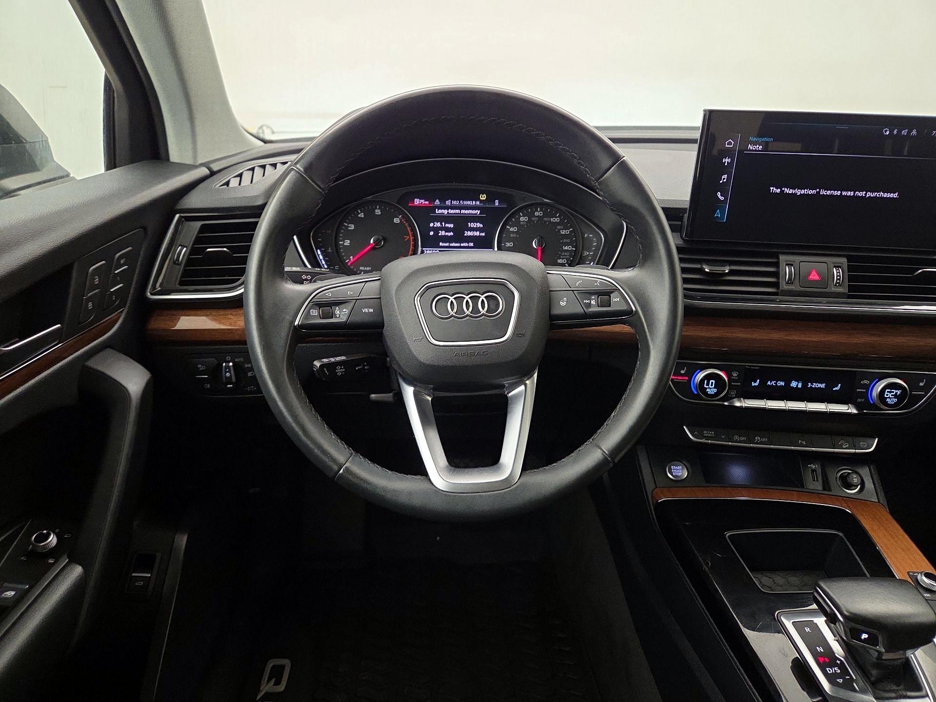 Thumbnail: 2023 Audi Q5 - 10