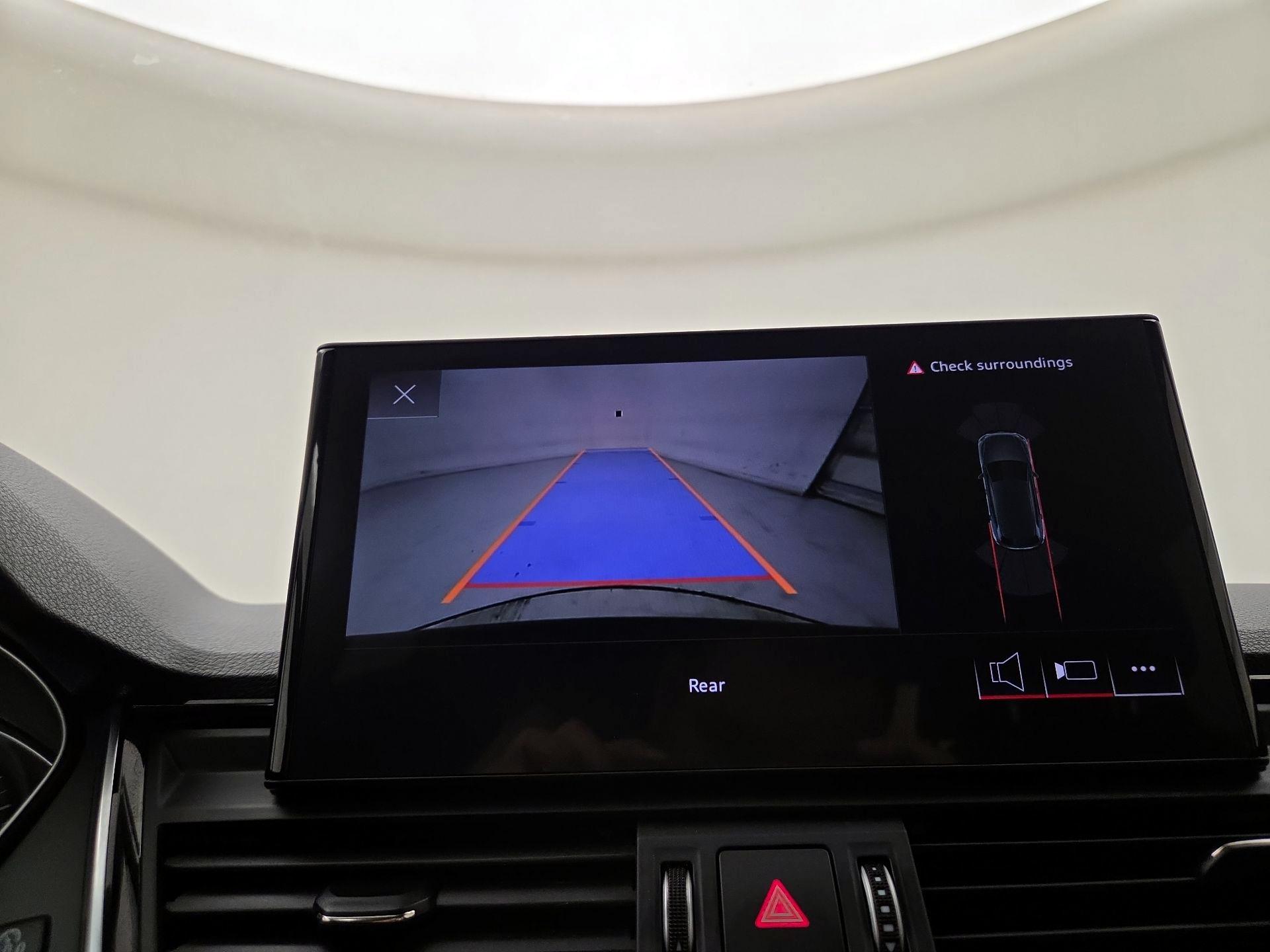 Thumbnail: 2023 Audi Q5 - 14