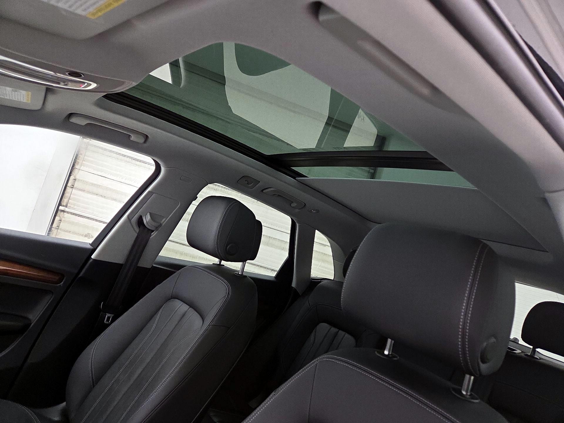 Thumbnail: 2023 Audi Q5 - 19