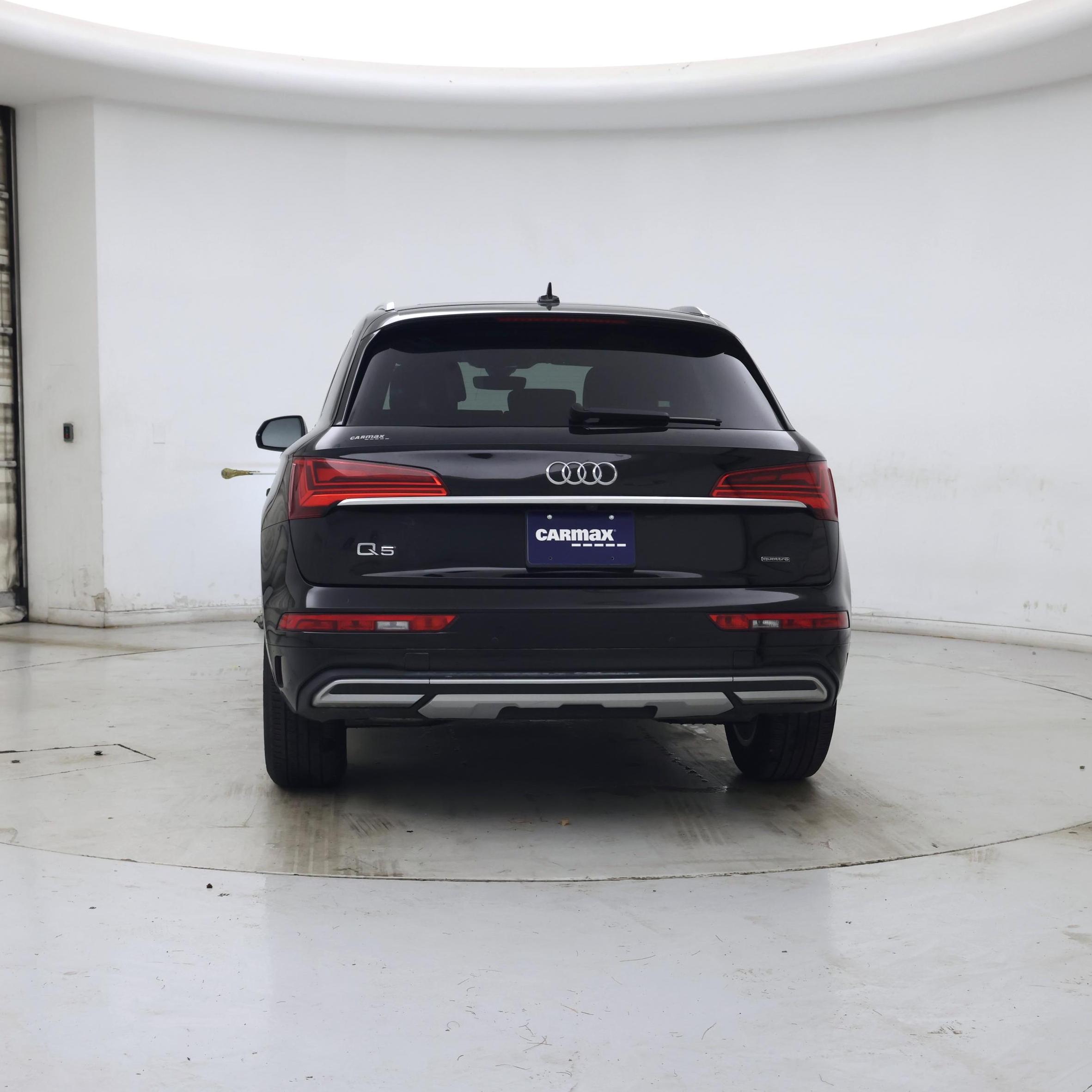 Thumbnail: 2023 Audi Q5 - 6