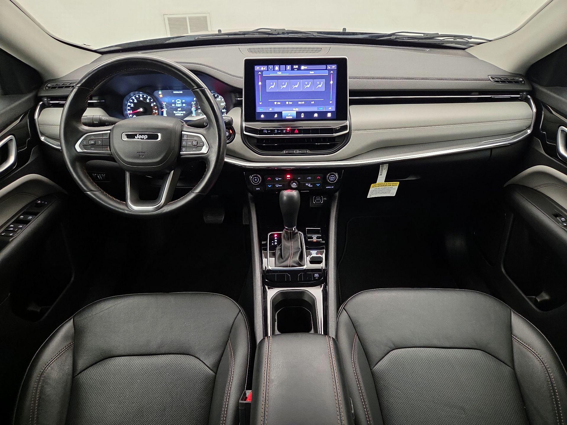 Thumbnail: 2022 Jeep Compass - 9