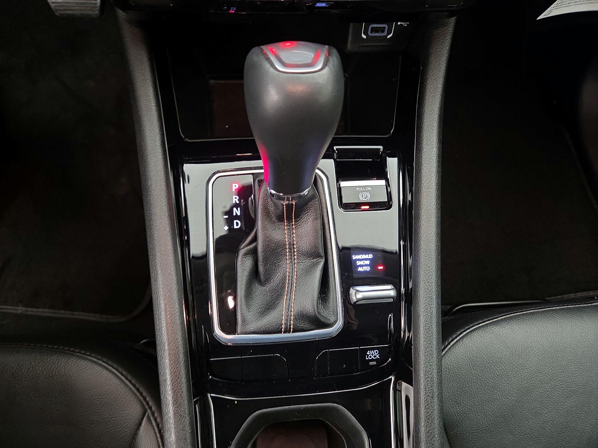 Thumbnail: 2022 Jeep Compass - 17