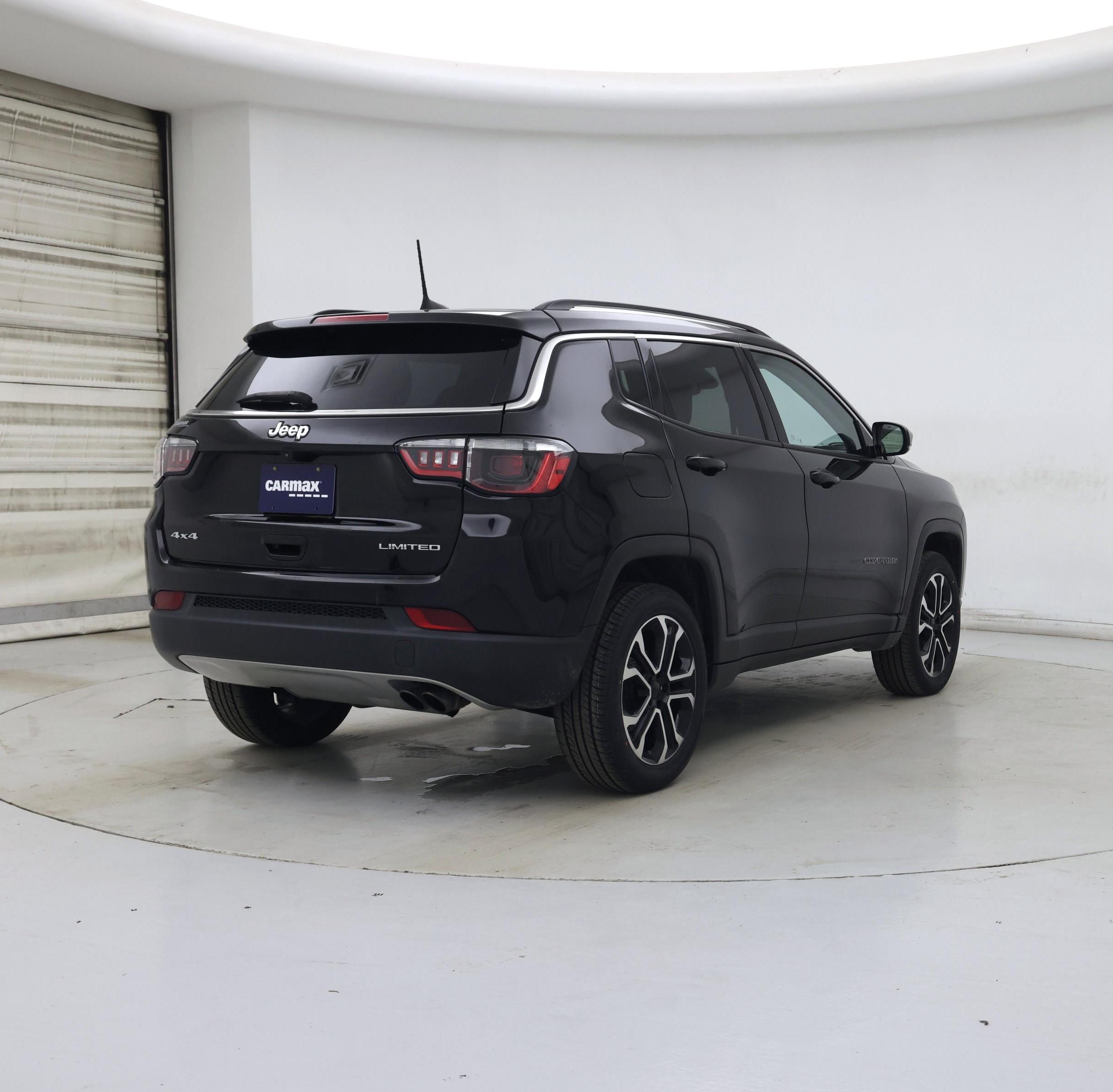 Thumbnail: 2022 Jeep Compass - 8