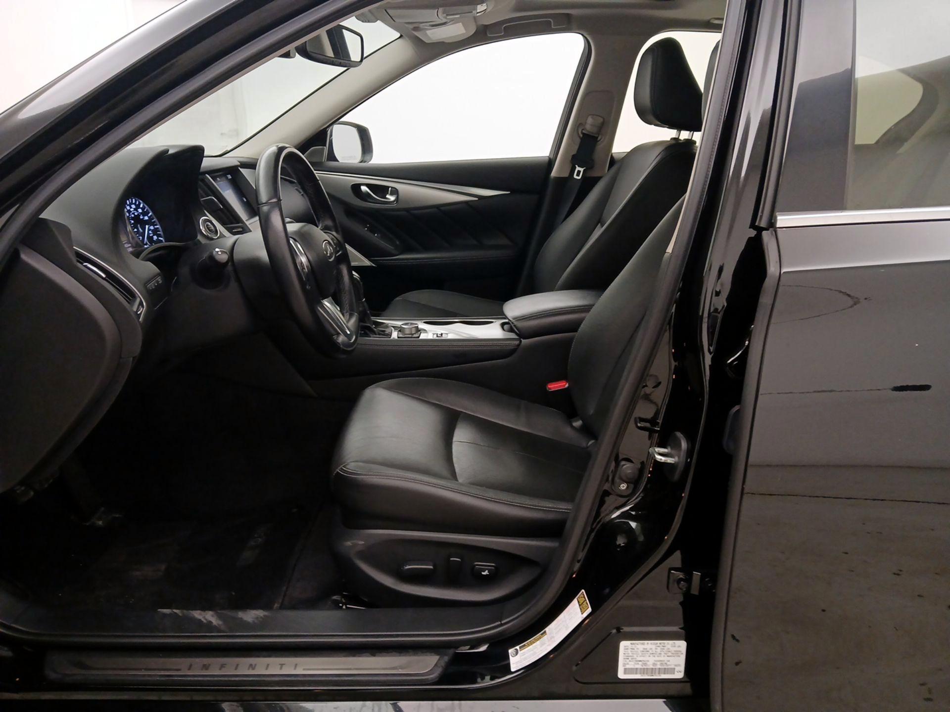 Thumbnail: 2021 INFINITI Q50 - 11