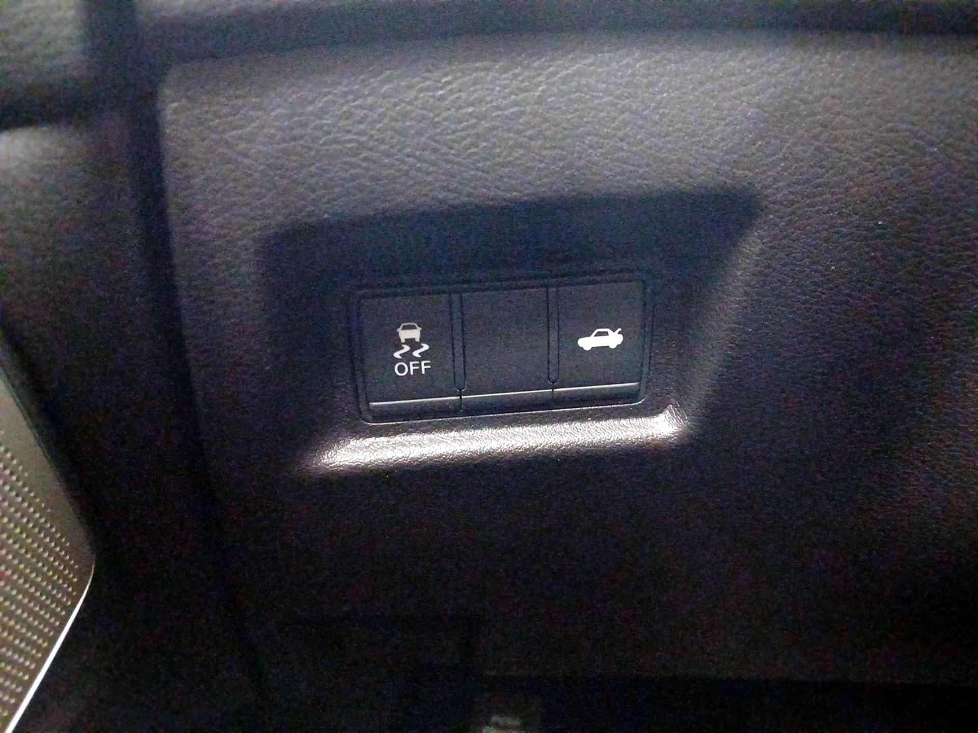 Thumbnail: 2021 INFINITI Q50 - 13