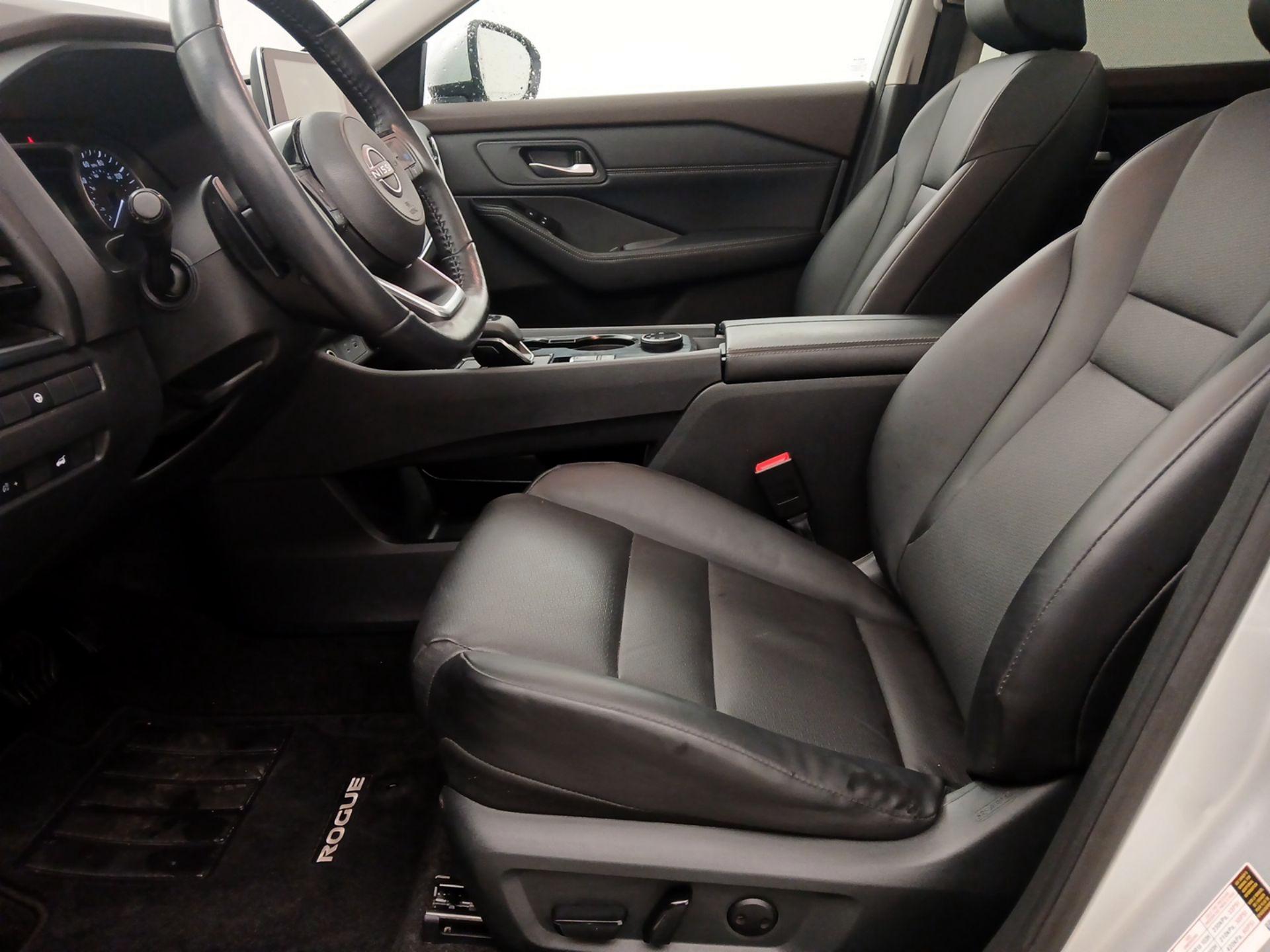 Thumbnail: 2023 Nissan Rogue - 11