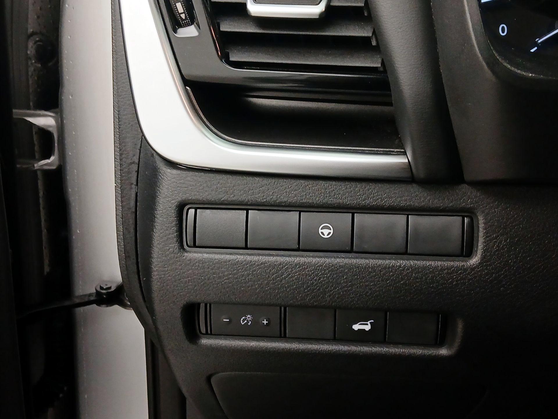 Thumbnail: 2023 Nissan Rogue - 13