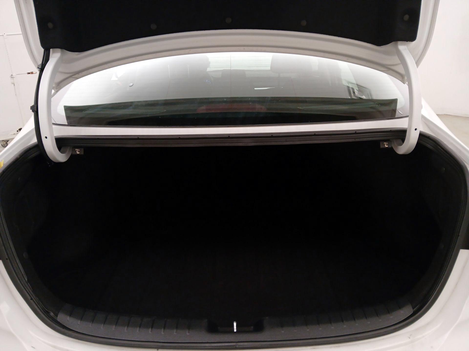 Thumbnail: 2024 Kia Forte - 20