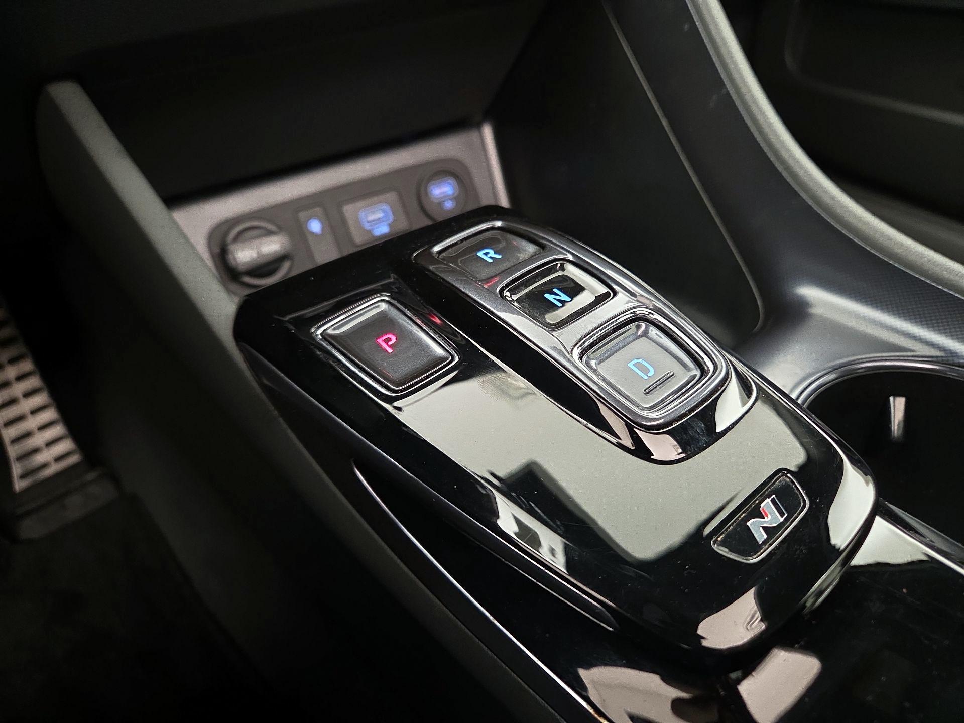 Thumbnail: 2022 Hyundai Sonata - 18