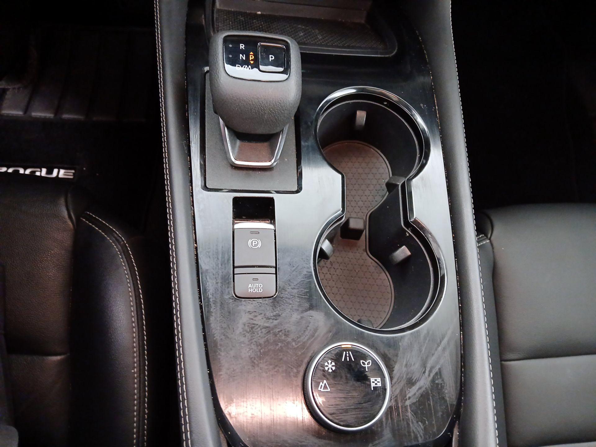 Thumbnail: 2022 Nissan Rogue - 17