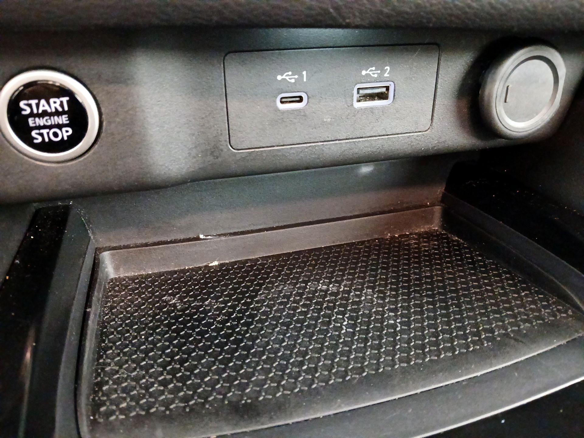 Thumbnail: 2022 Nissan Rogue - 18