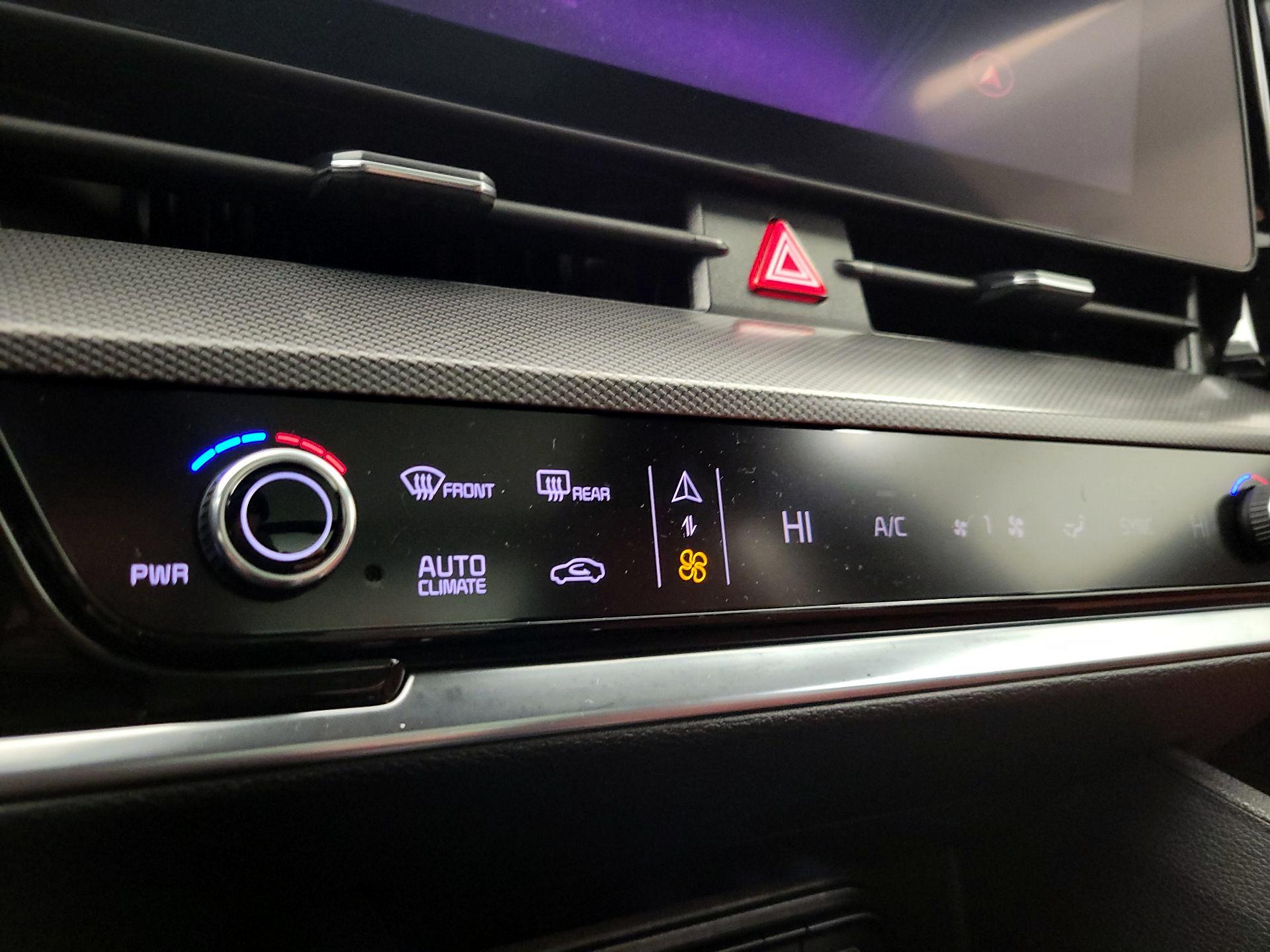 Thumbnail: 2023 Kia Sportage - 17