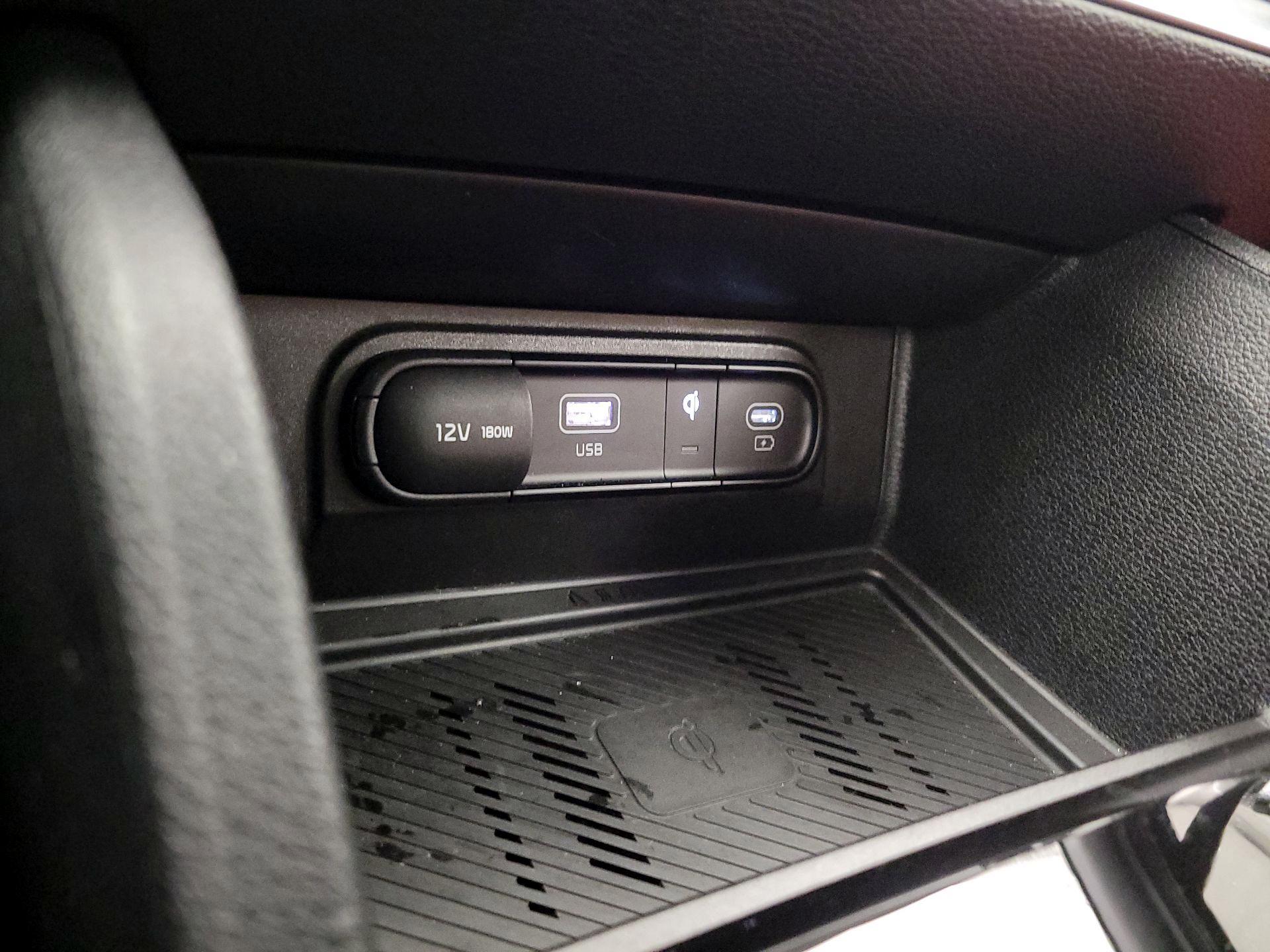 Thumbnail: 2023 Kia Sportage - 19