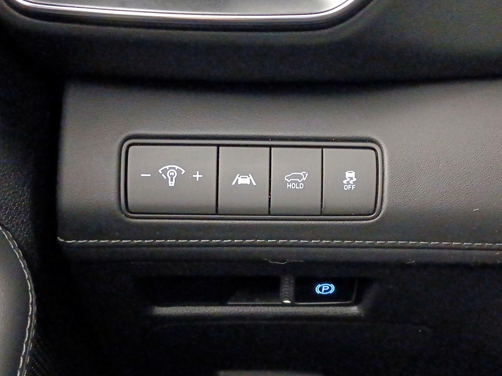 Thumbnail: 2023 Hyundai Santa Fe - 13