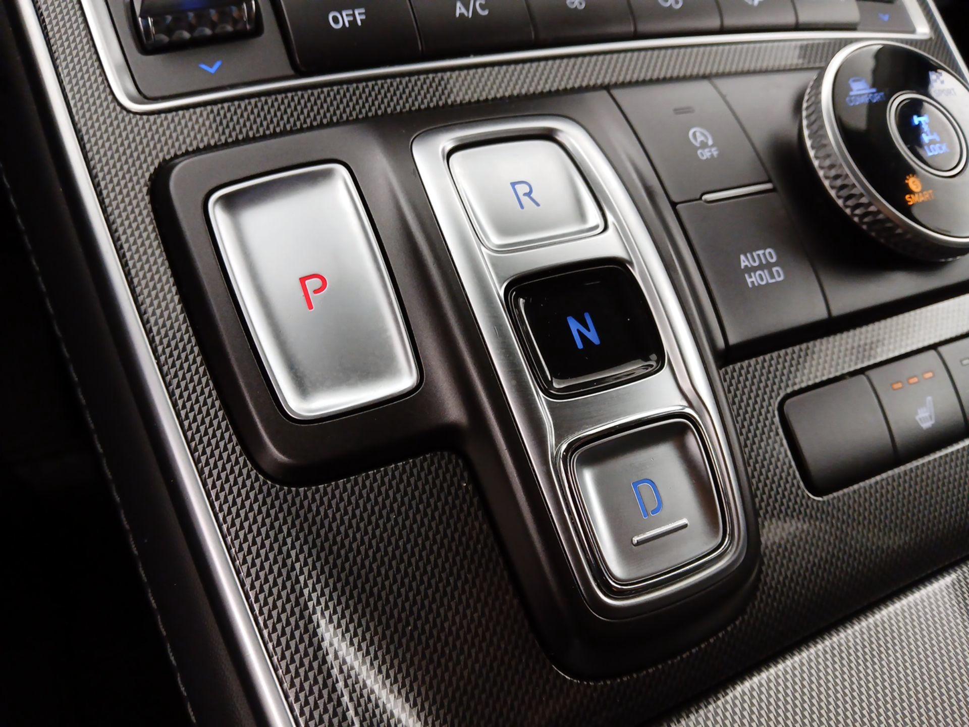 Thumbnail: 2023 Hyundai Santa Fe - 18