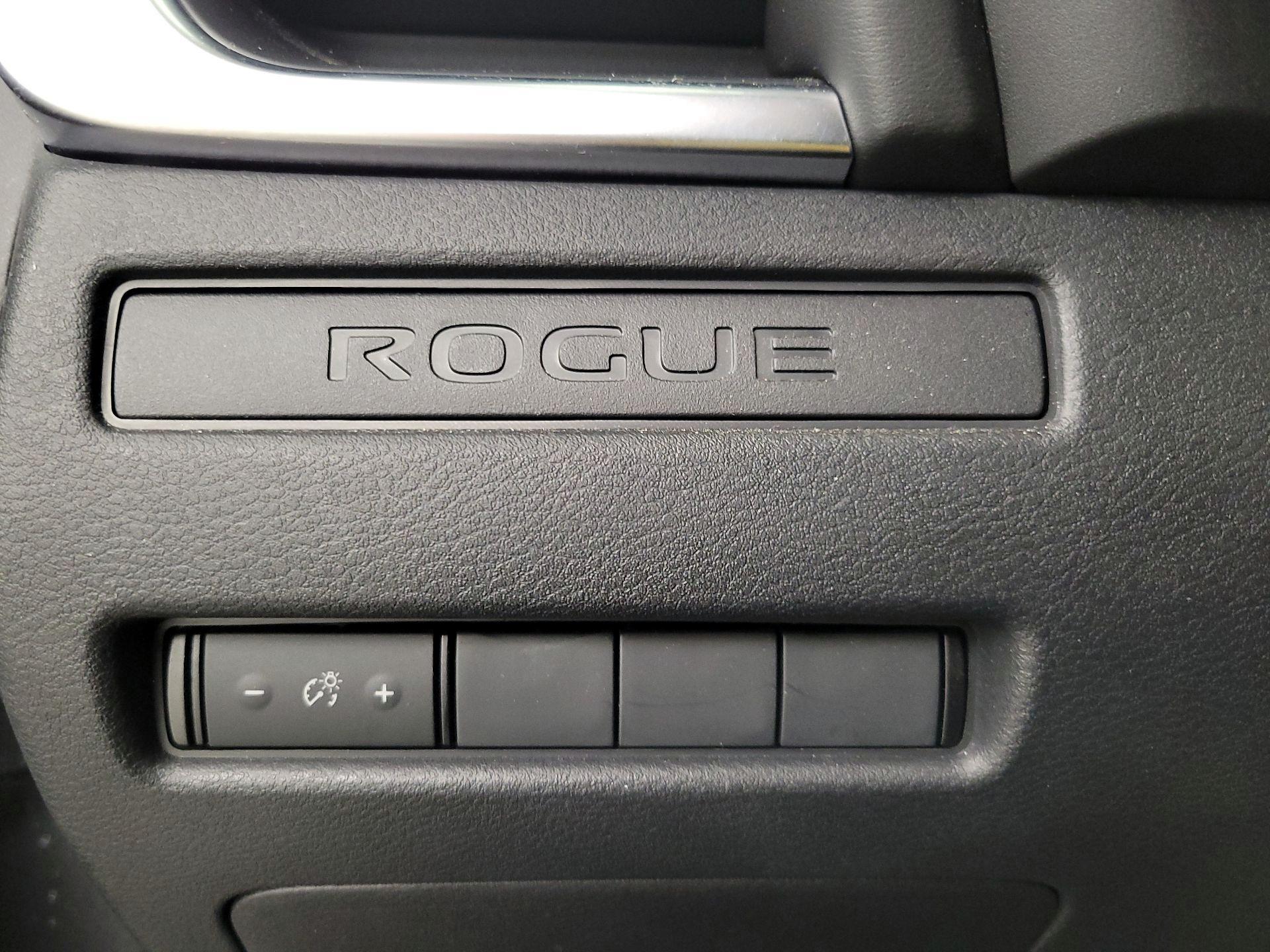 Thumbnail: 2023 Nissan Rogue - 13