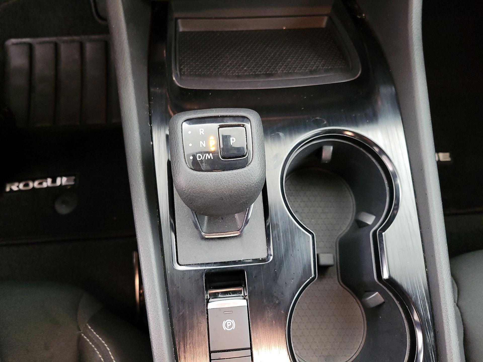 Thumbnail: 2023 Nissan Rogue - 17