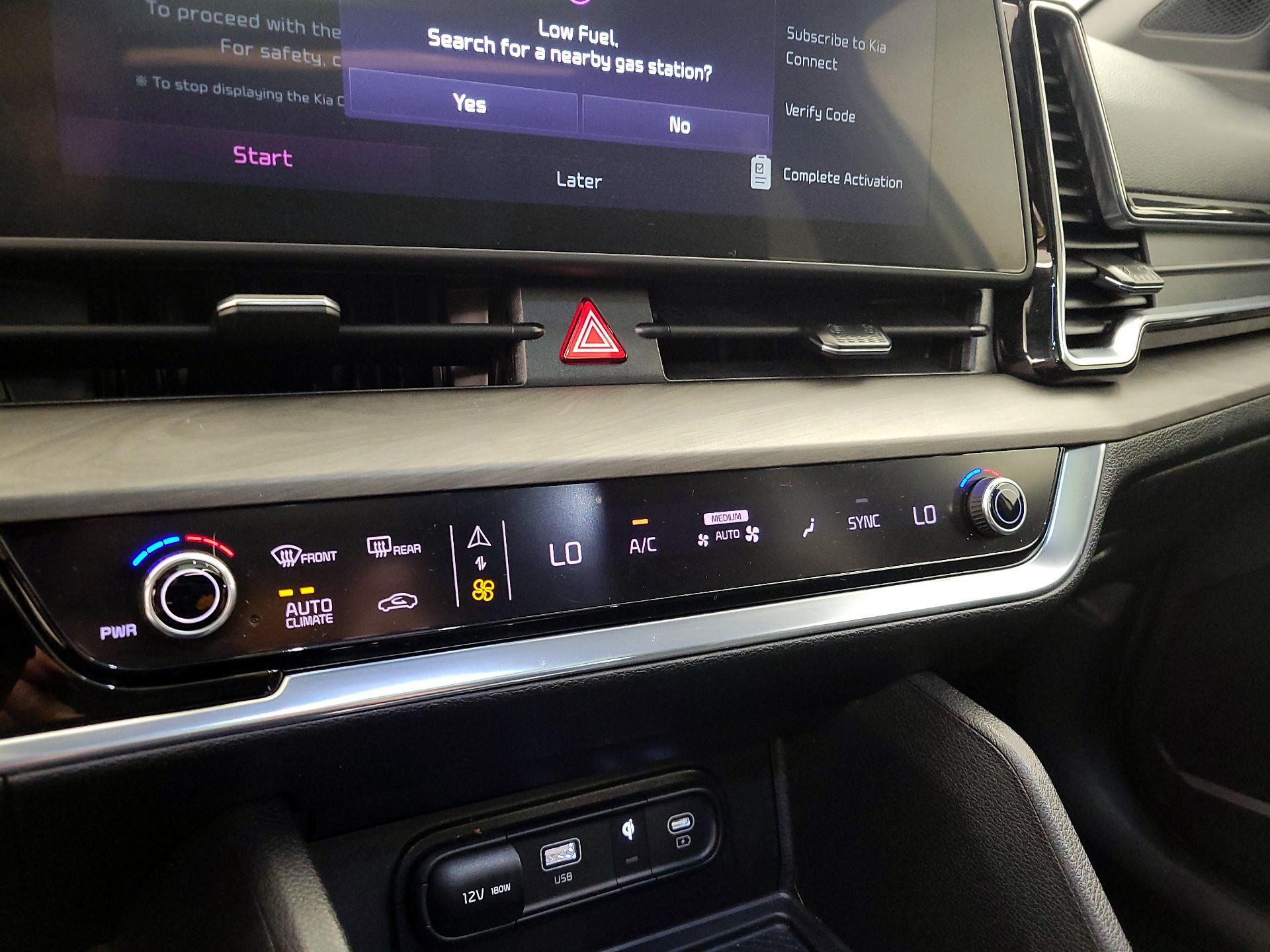 Thumbnail: 2023 Kia Sportage - 17