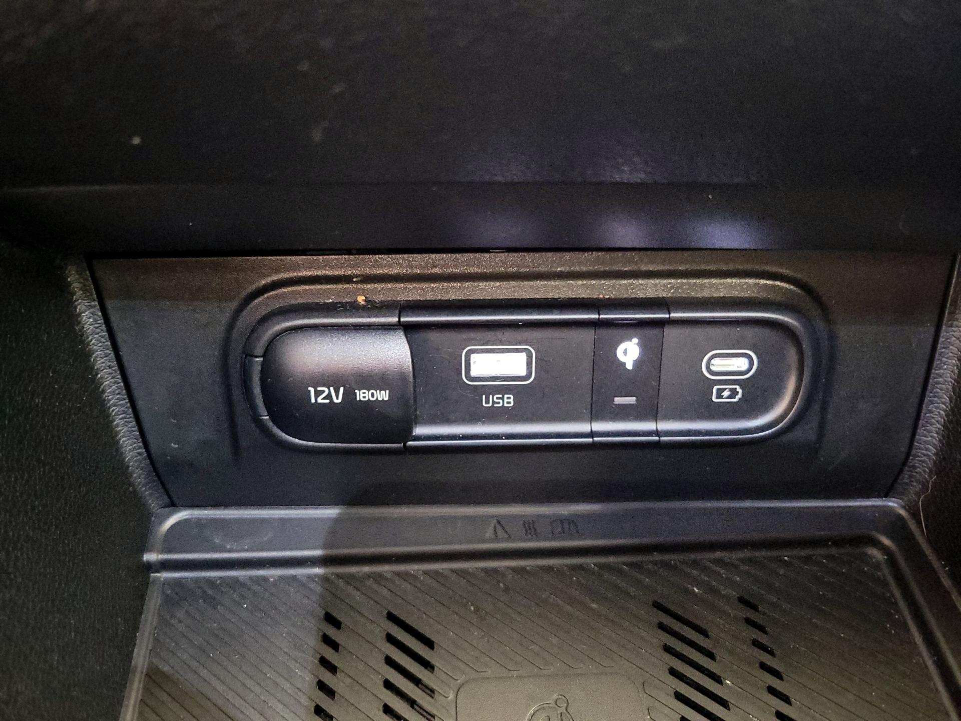 Thumbnail: 2023 Kia Sportage - 19