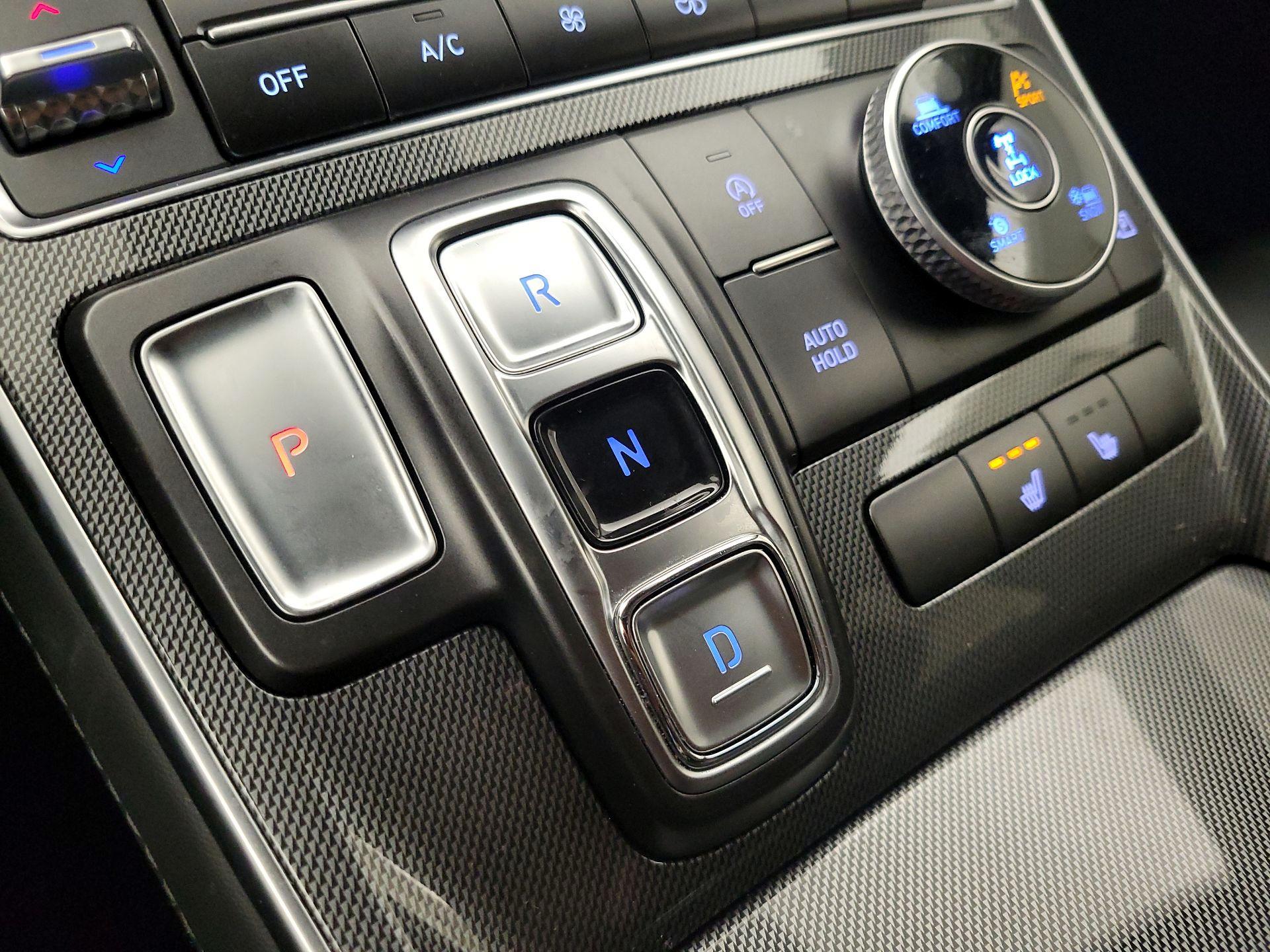 Thumbnail: 2023 Hyundai Santa Fe - 18